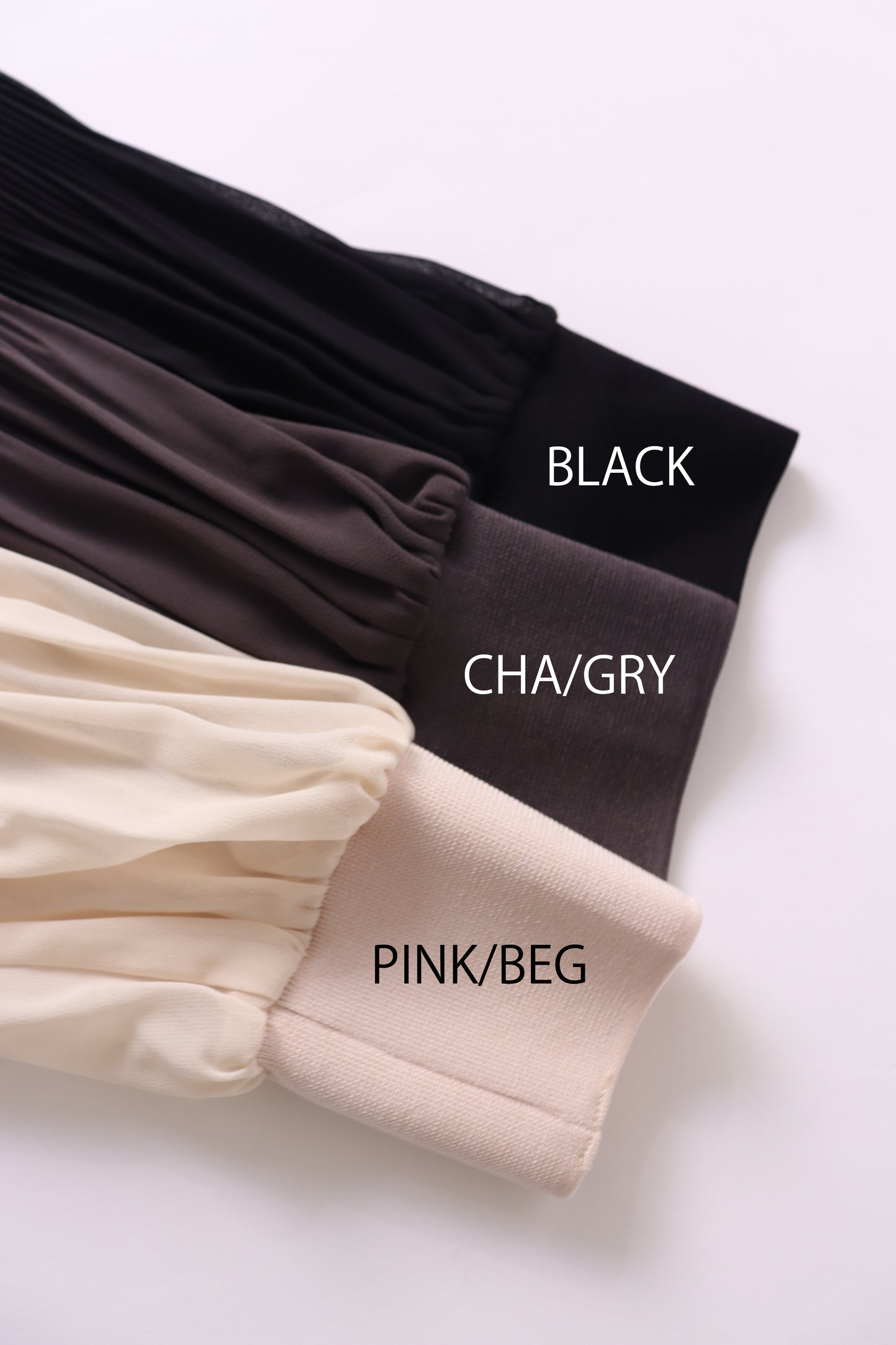 【ACUTA】リブ付きプリーツブラウス