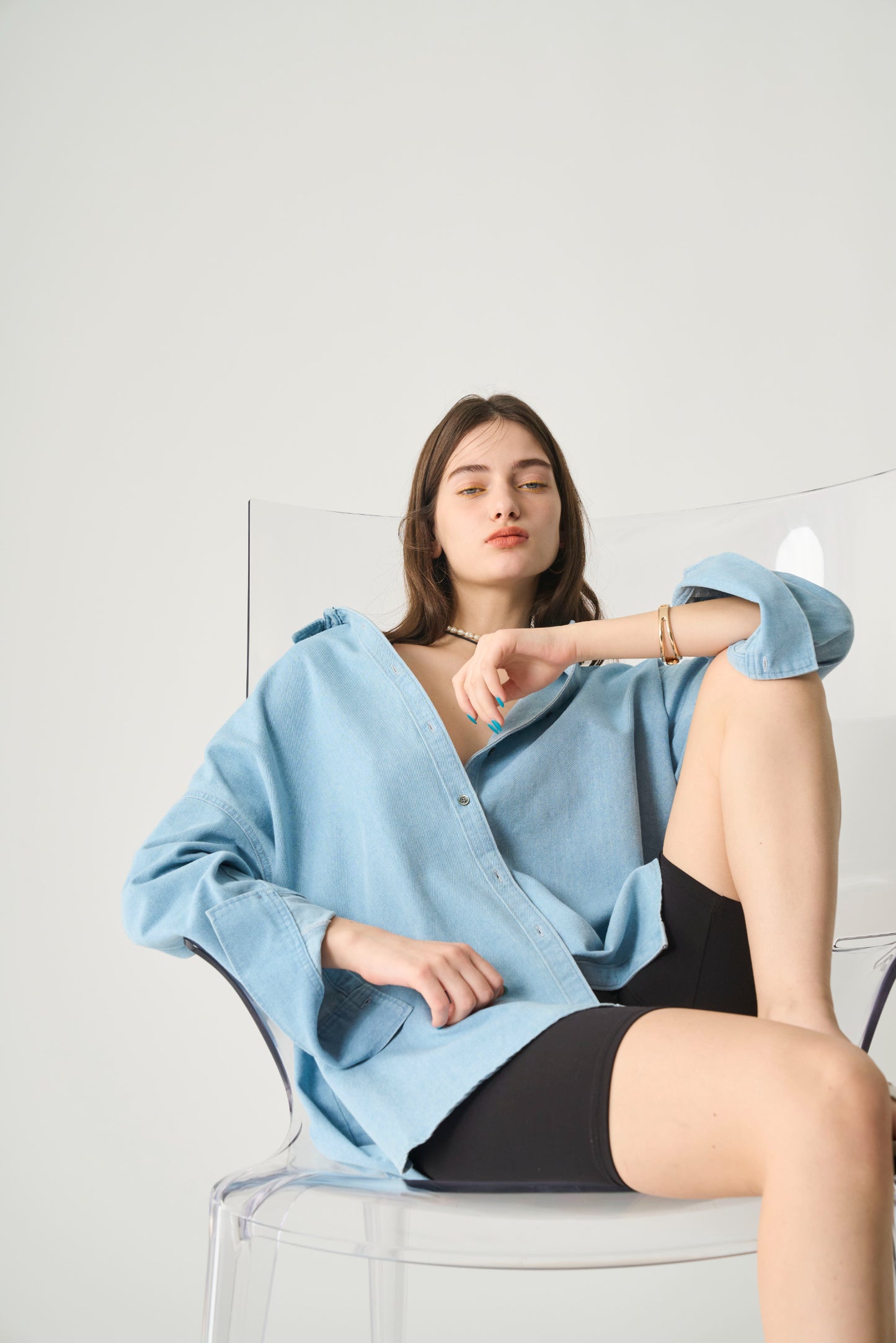 【ACUTA】ウォッシュデニム2WAYシャツ