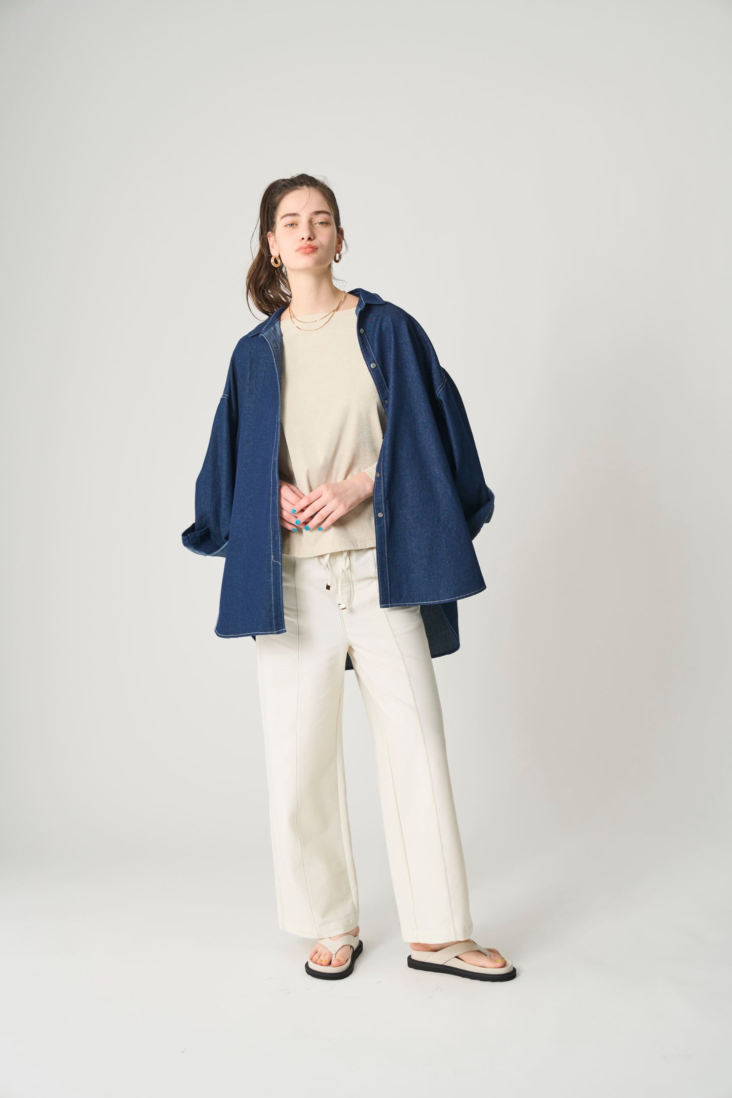 【ACUTA】ウォッシュデニム2WAYシャツ