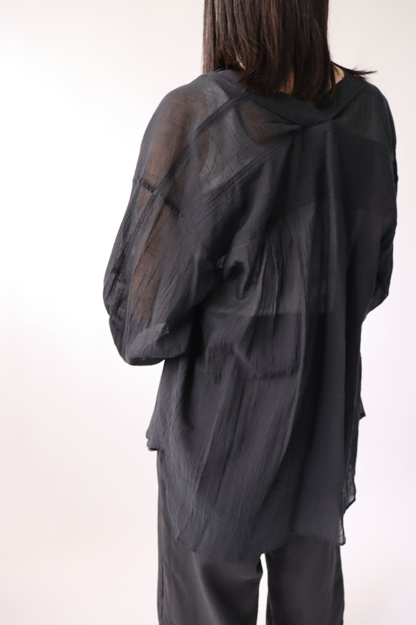 【ACUTA】コットンボイルカラーレスシャツ