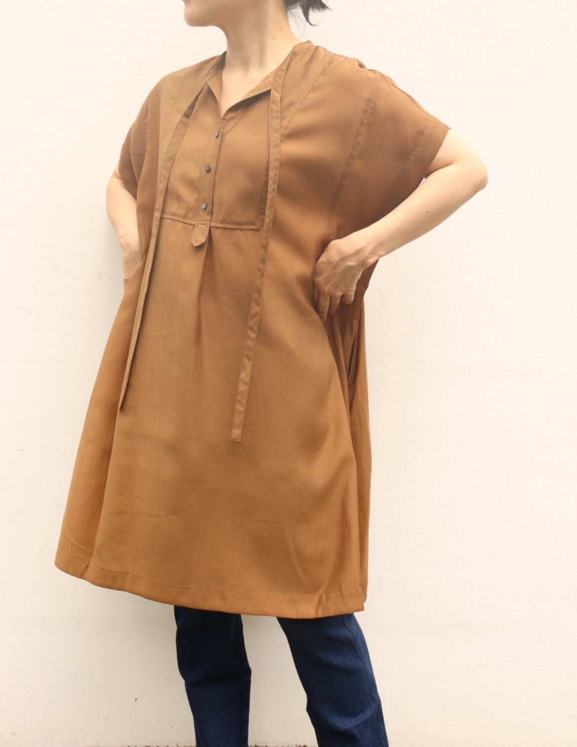 【ACUTA アクータ】タイデザインチュニックブラウス