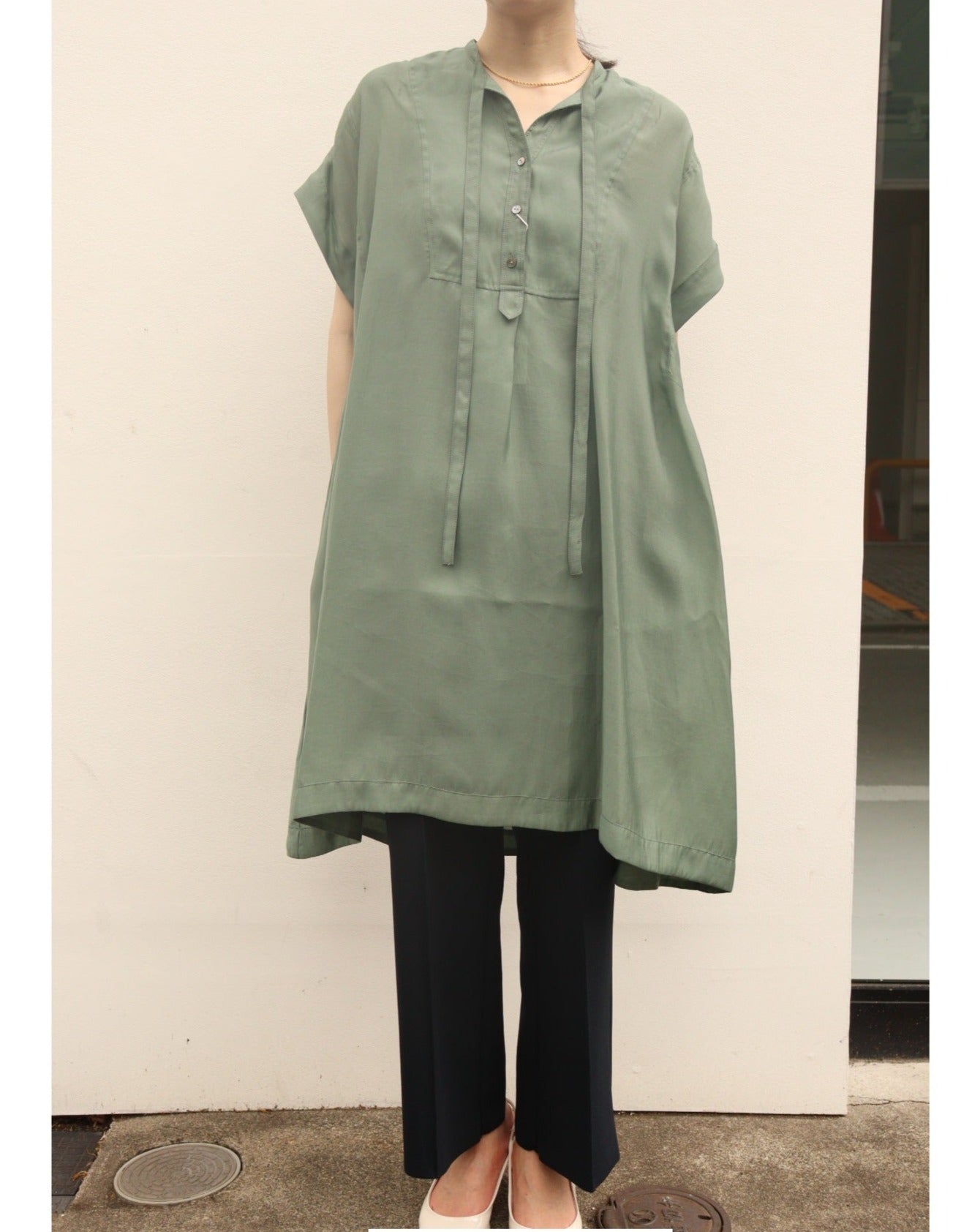 【ACUTA アクータ】タイデザインチュニックブラウス