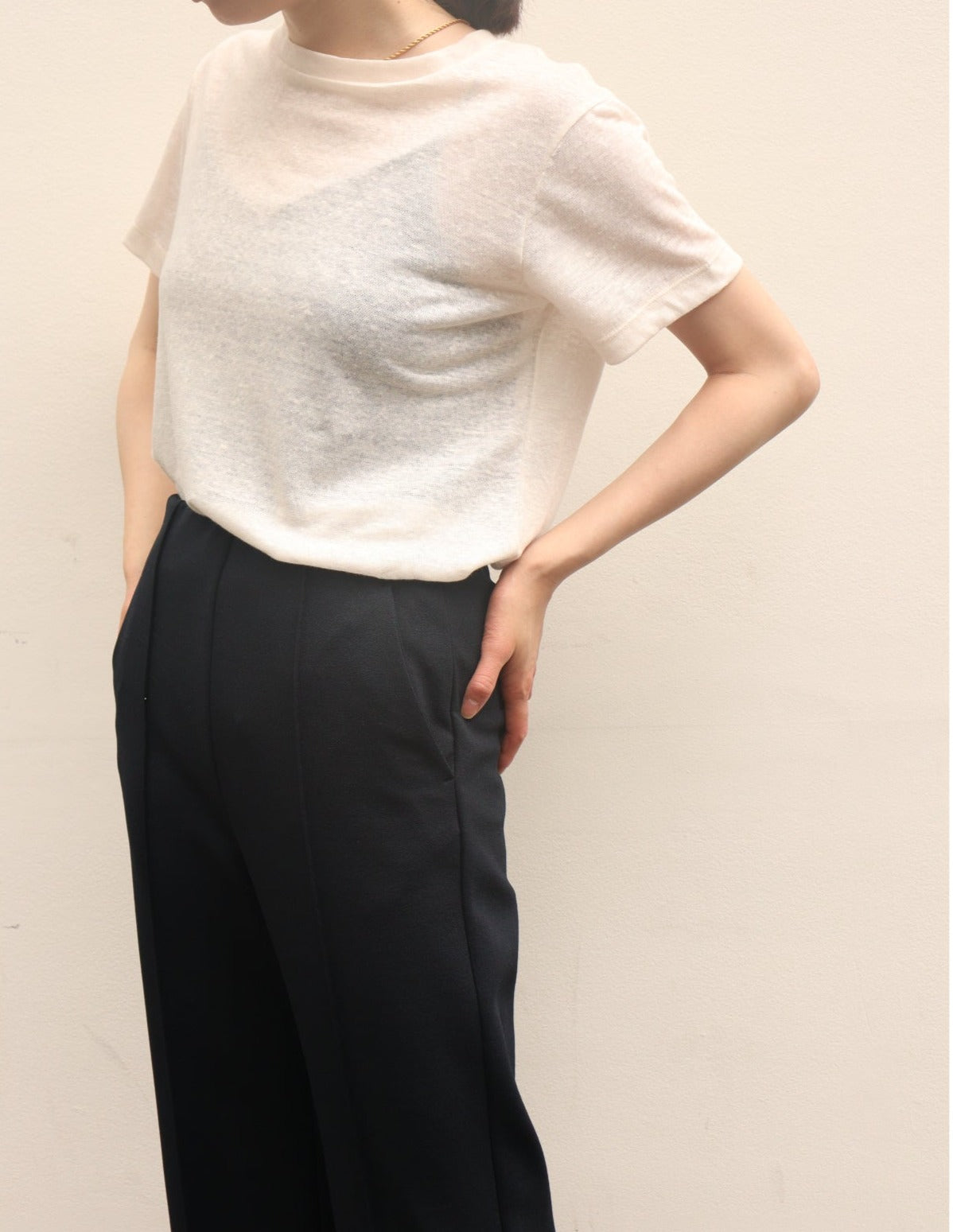 【ACUTA アクータ】リネンクルーネックTシャツ