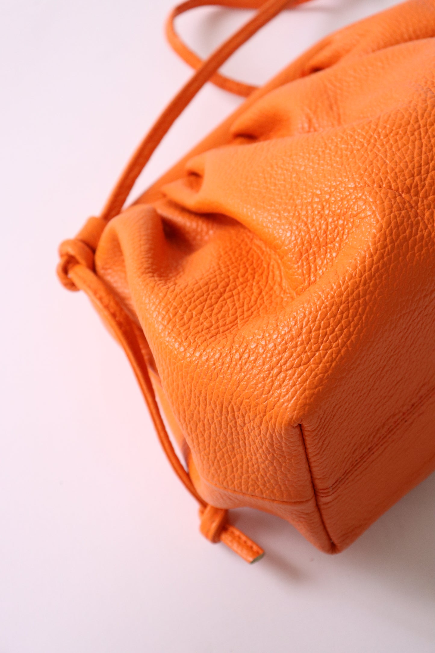 【MILLELA FIRENZE】 がま口ビッグレザーバッグ