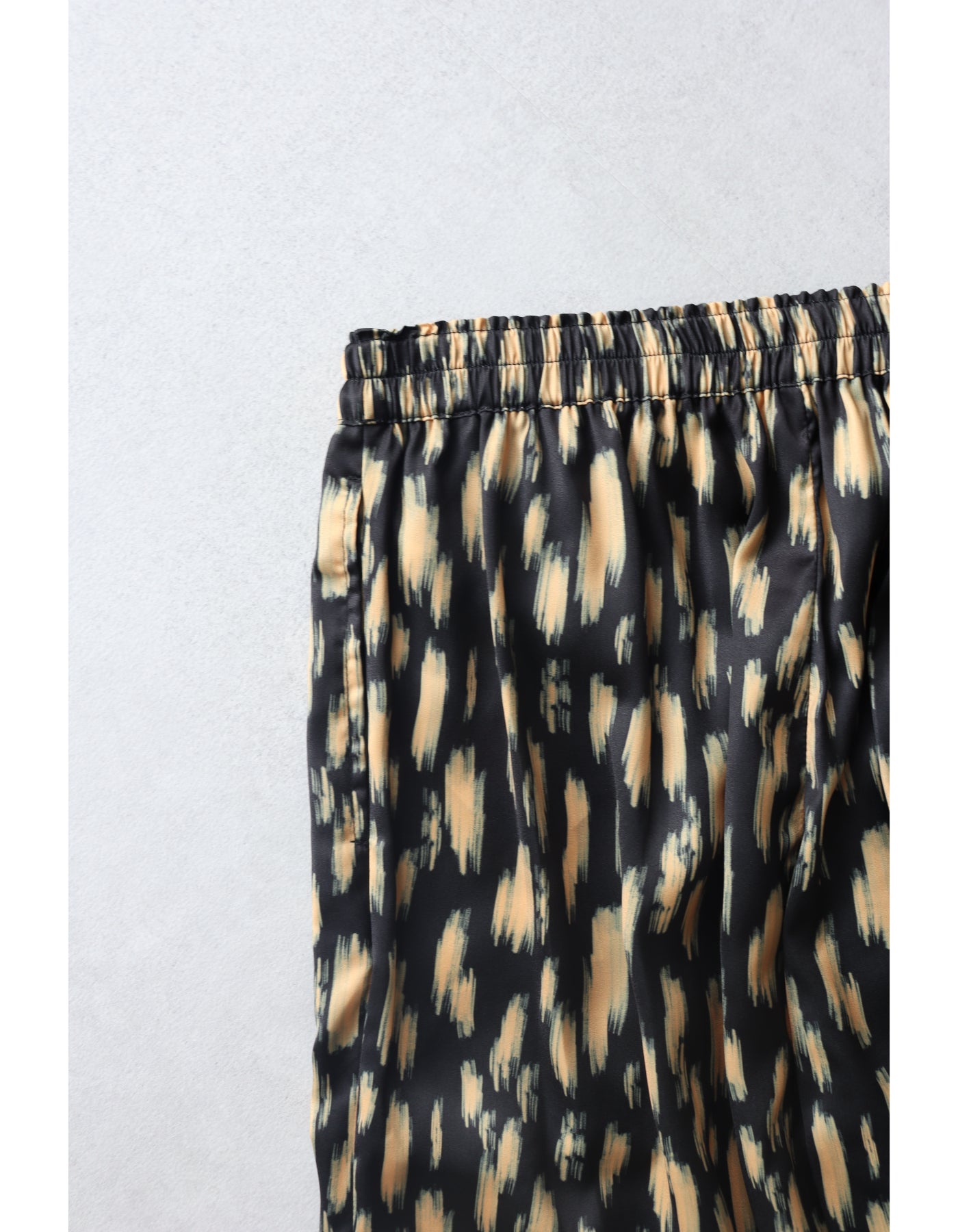 【ACUTA アクータ】サテンレオパードパンツ