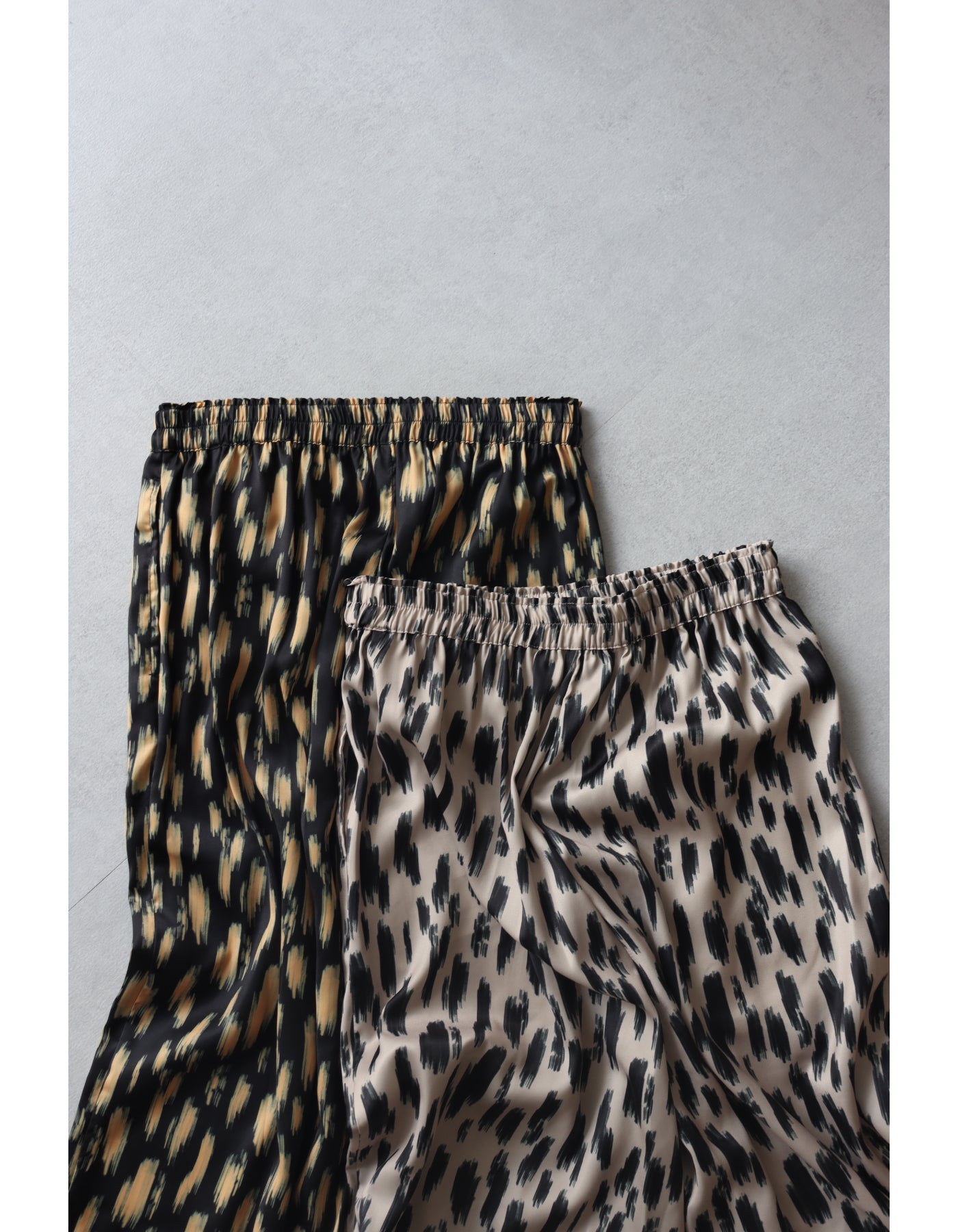 【ACUTA アクータ】サテンレオパードパンツ