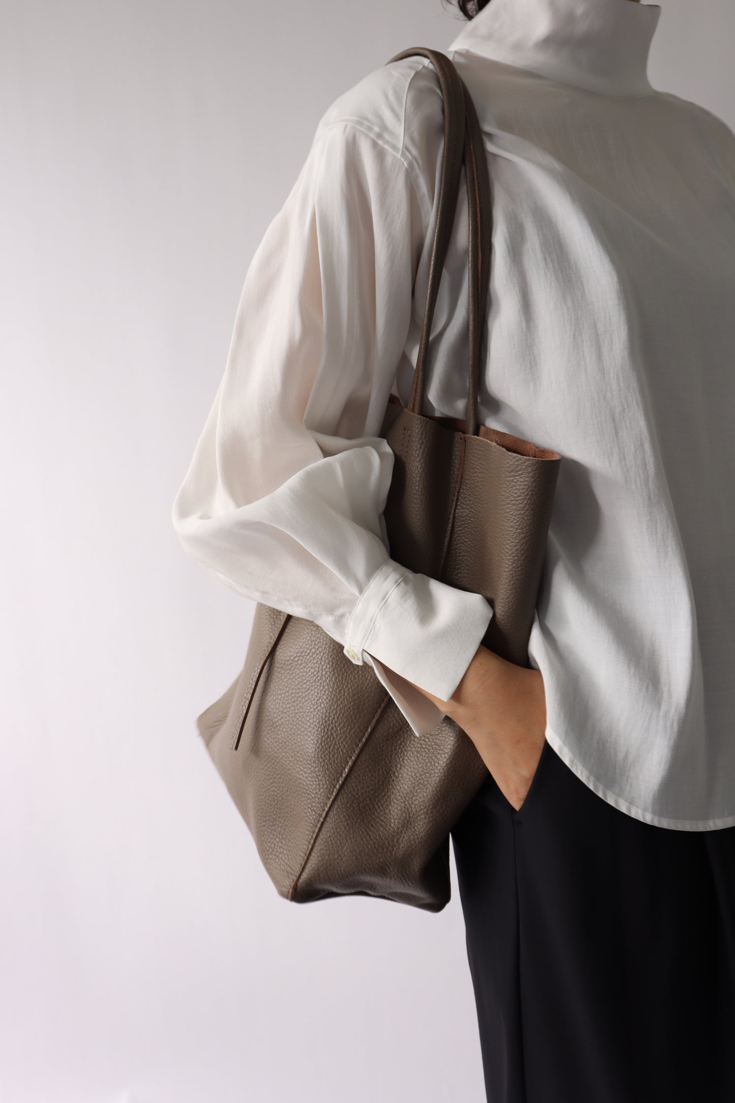 【MILLELA FIRENZE】【再入荷】レザートートバッグ