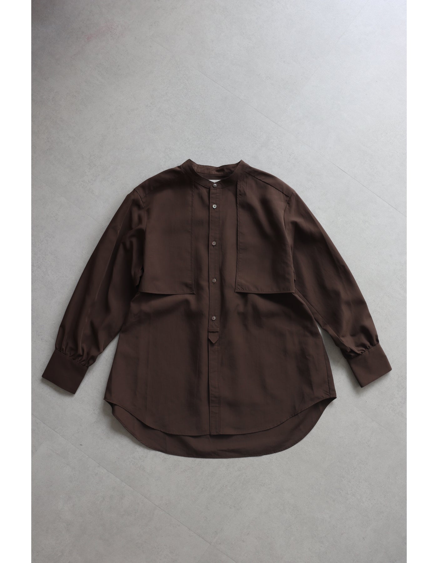 【ACUTA アクータ】タイプライターブザムシャツ