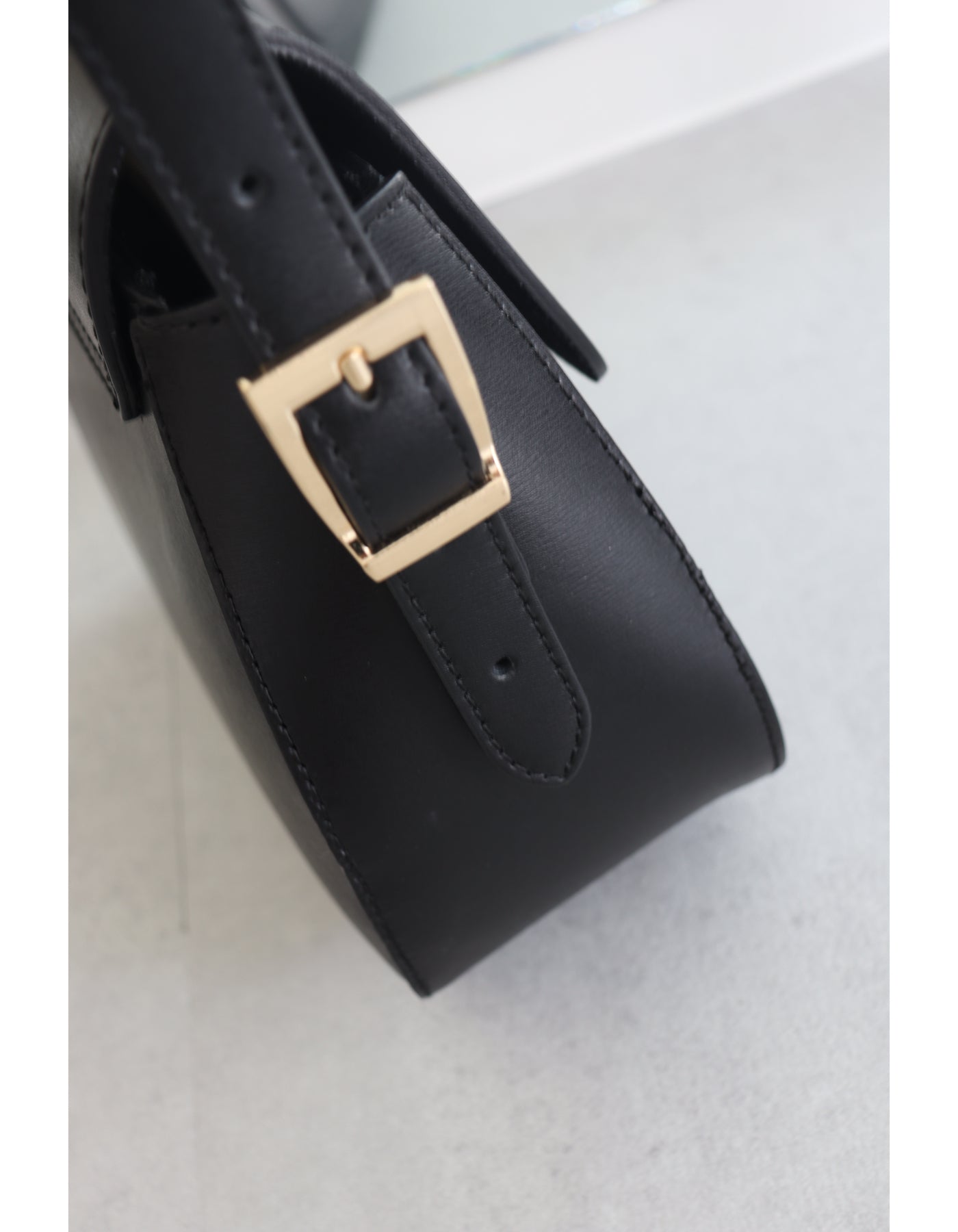 【MILLELA FIRENZE】スムースレザーハンドバッグ