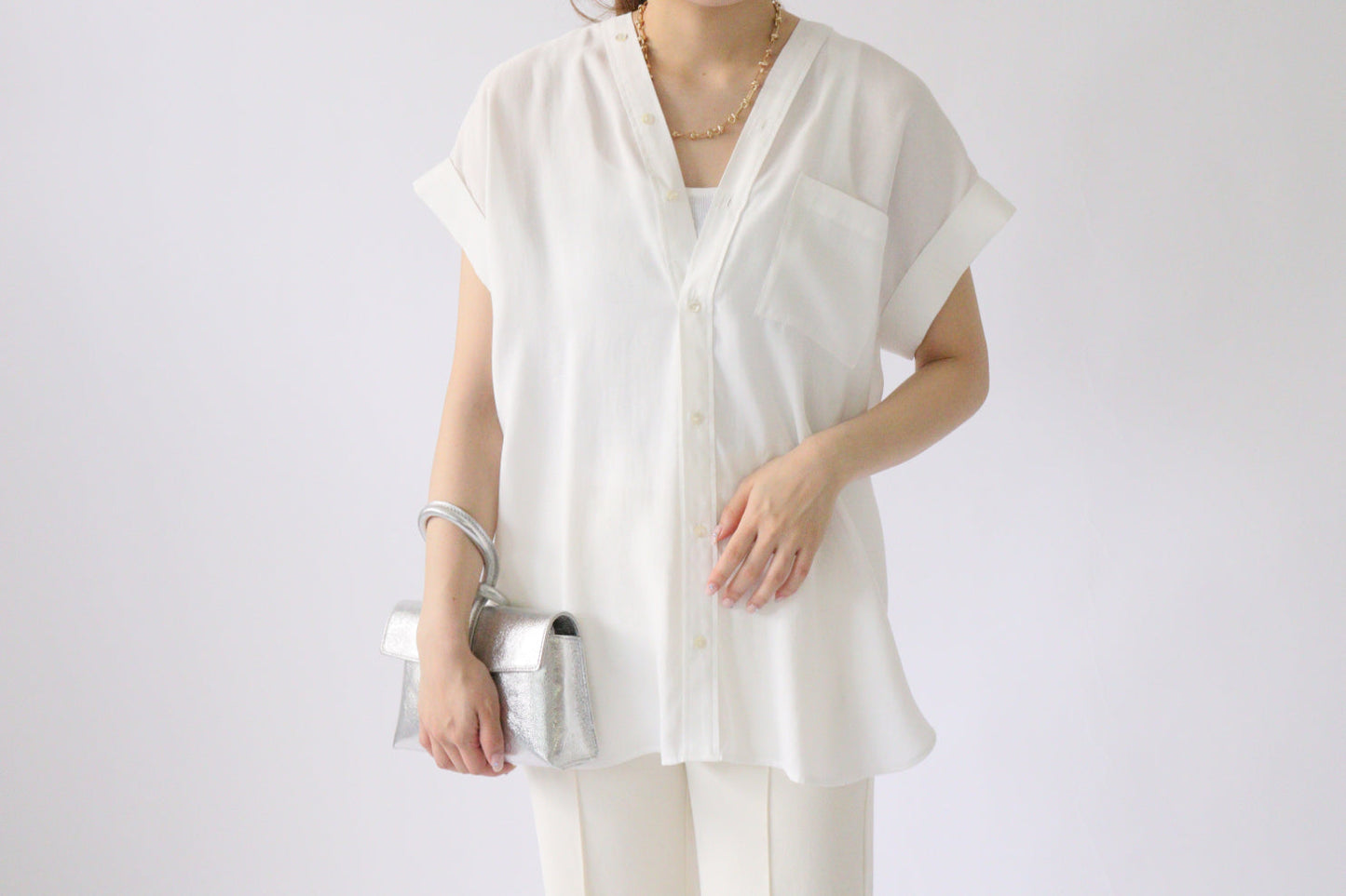 【ACUTA アクータ】カラーレス半袖ブラウス