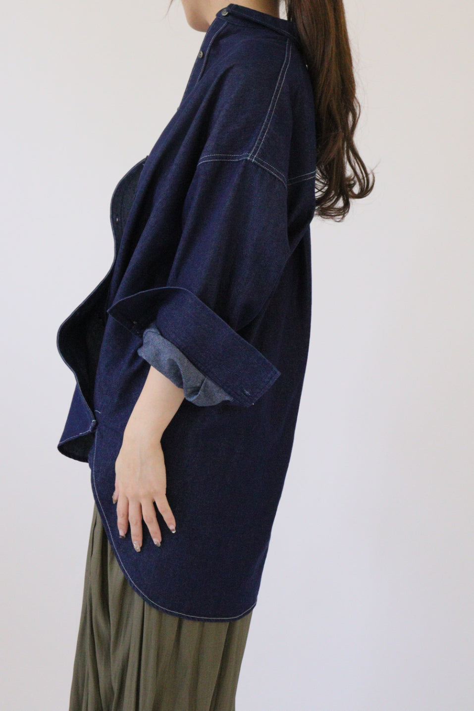 【ACUTA】ウォッシュデニム2WAYシャツ