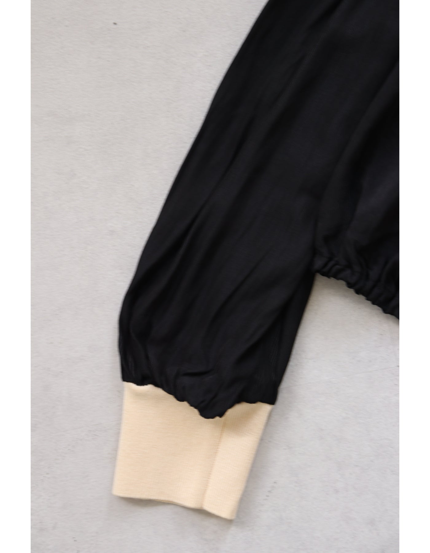 【ACUTA アクータ】布帛×クレリックドッキングカーディガン