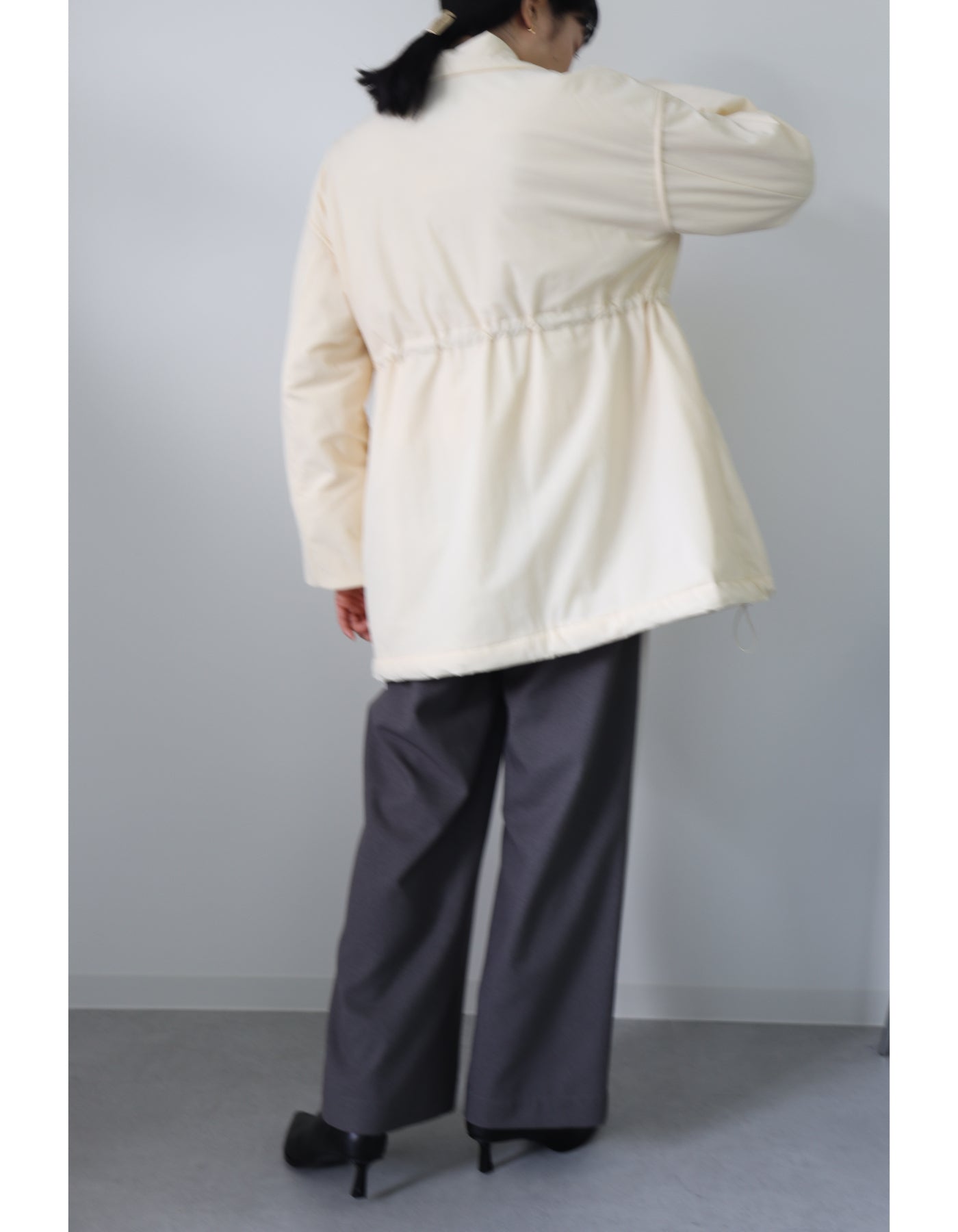 【ACUTA アクータ】中綿シームレスハーフコート