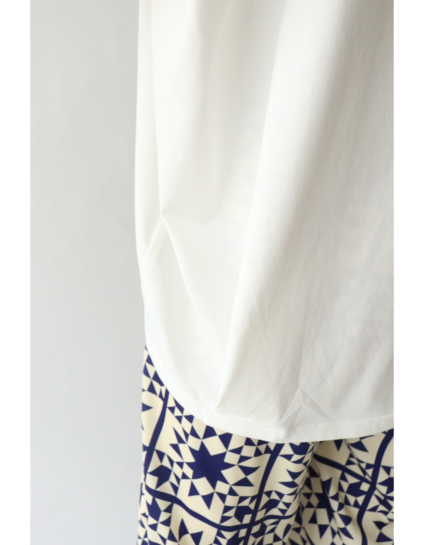 【ACUTA アクータ】コクーンTシャツ