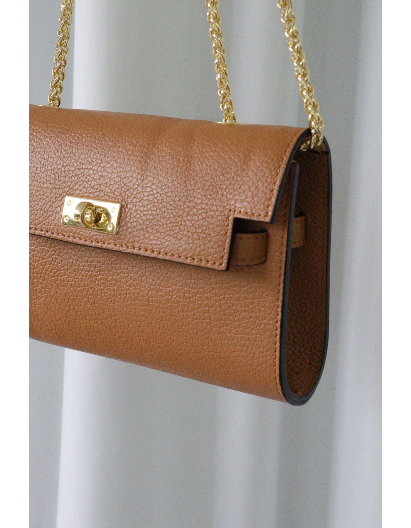【MILLELA FIRENZE】チェーンフラップバッグ