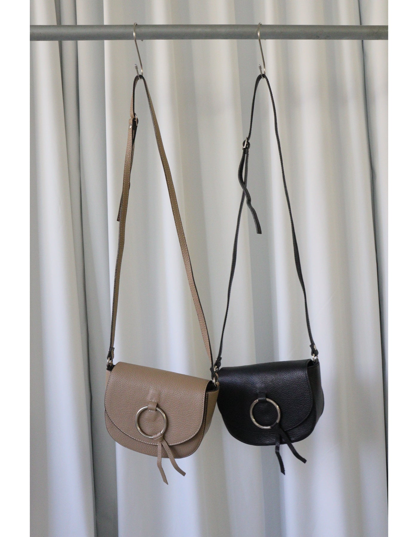 【MILLELA FIRENZE】モチーフフラップレザーバッグ
