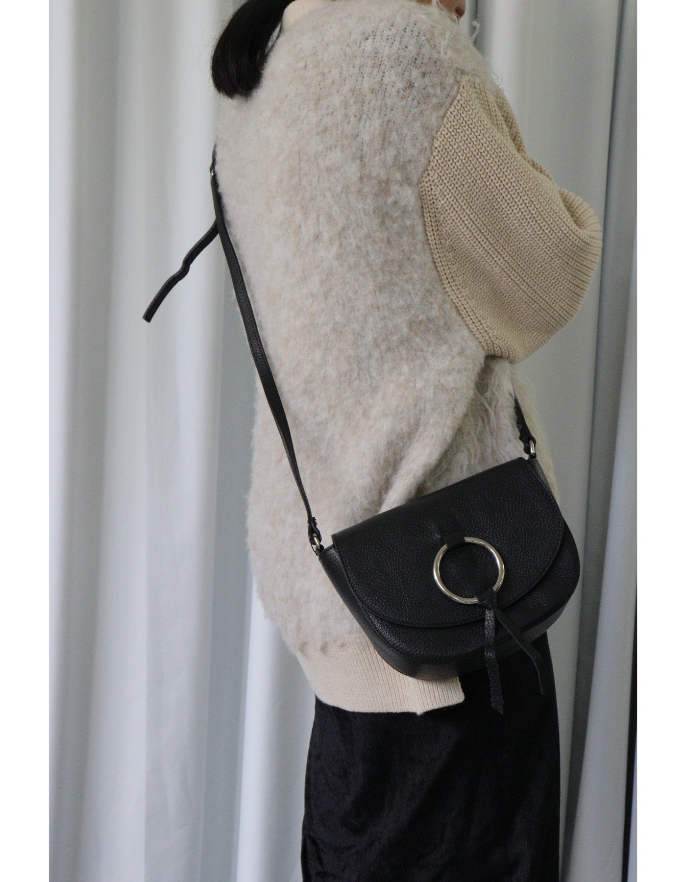 【MILLELA FIRENZE】モチーフフラップレザーバッグ