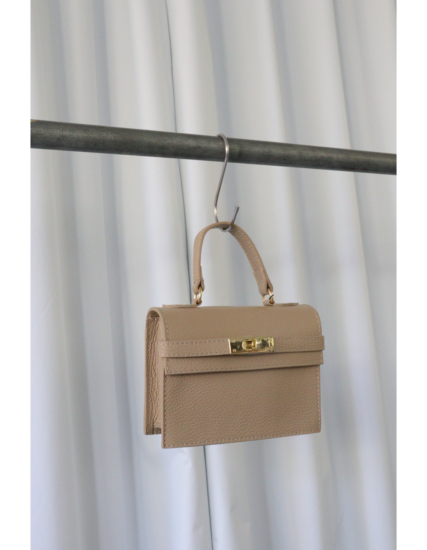 【MILLELA FIRENZE】ミニレザーバッグ
