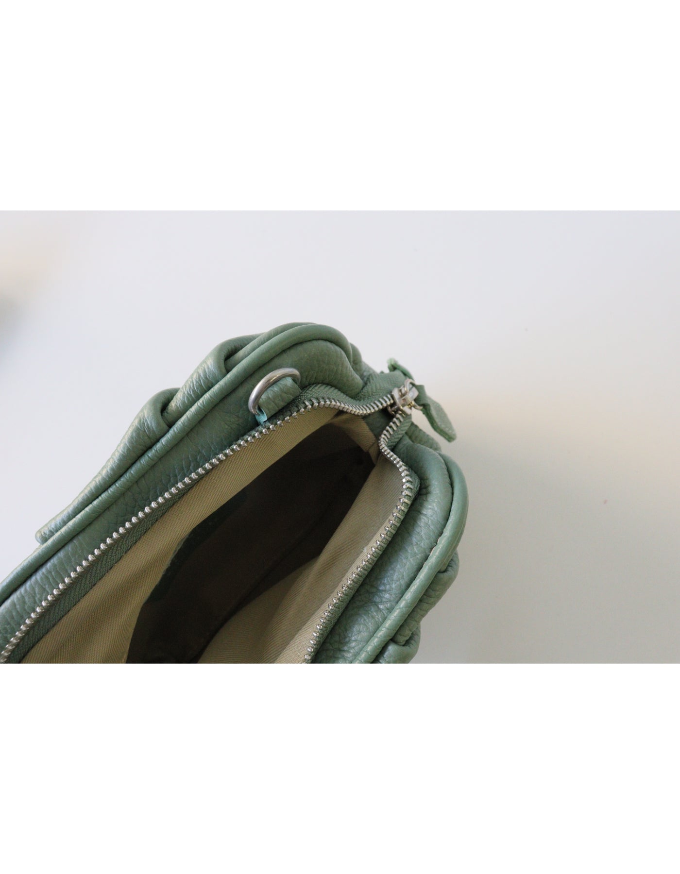 【MILLELA FIRENZE】タックショルダーバッグ