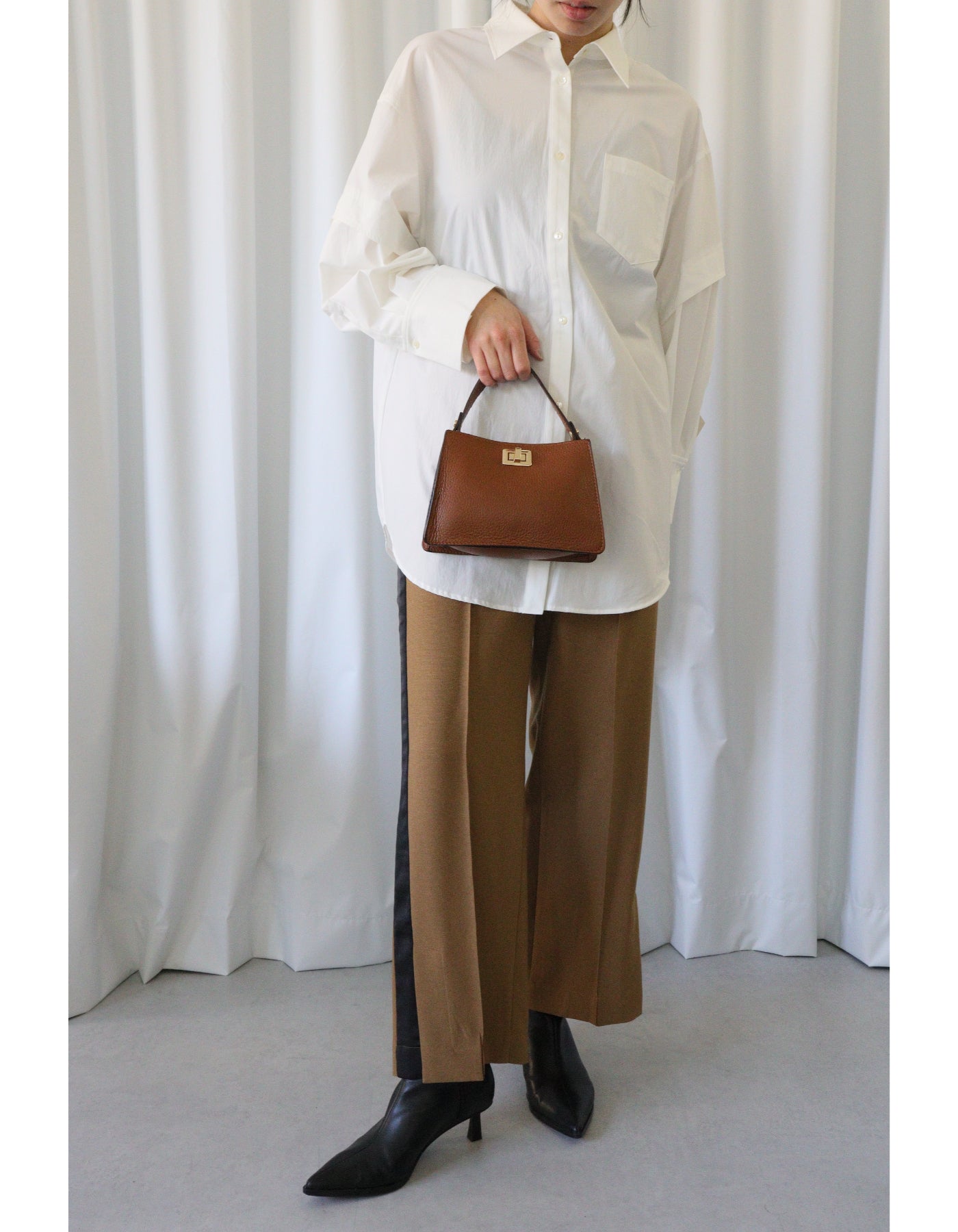 【MILLELA FIRENZE】スクエアハンドバッグ