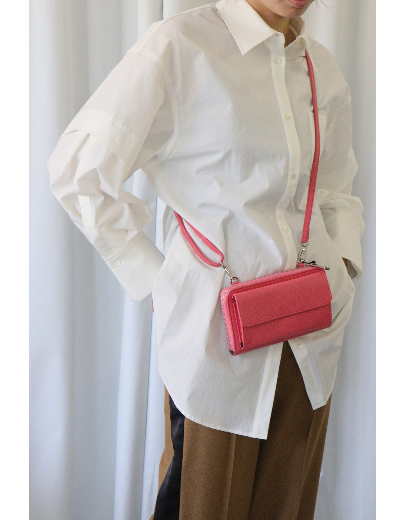 【MILLELA FIRENZE】スマホウォレットバッグ