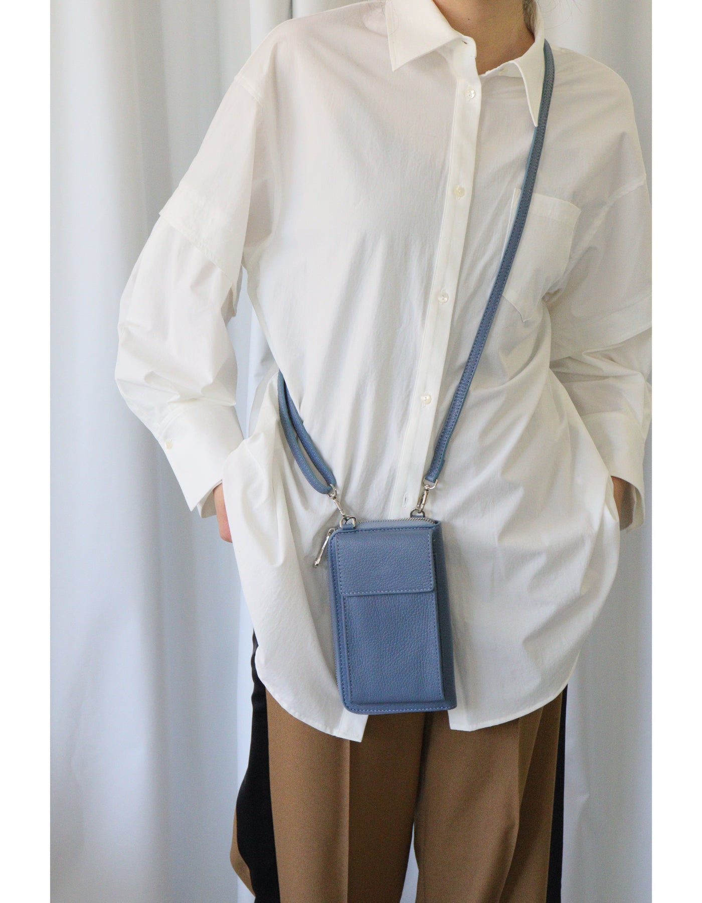 【MILLELA FIRENZE】スマホウォレットバッグ