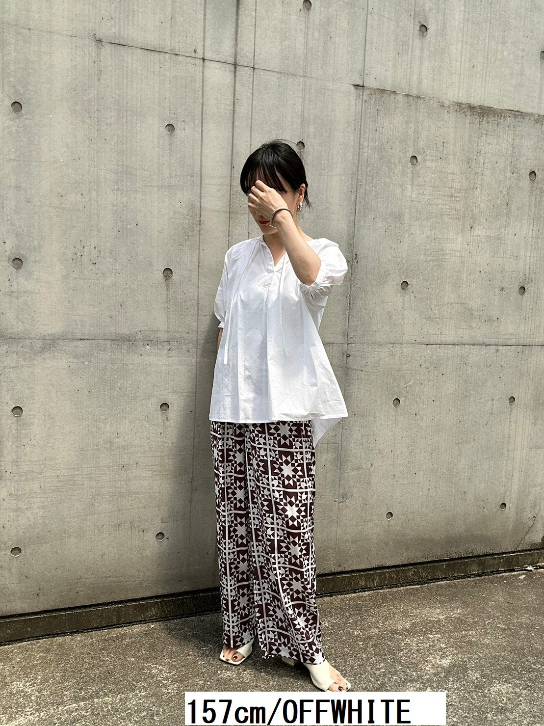 【ACUTA アクータ】タイプライター袖刺繍ブラウス