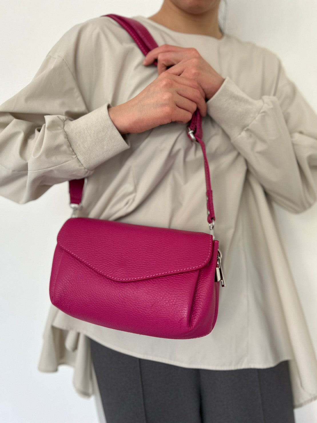 【MILLELA FIRENZE】ワイドフラップバッグ