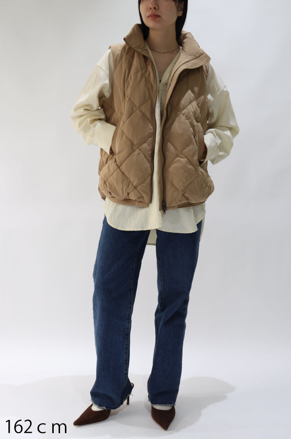 【ACUTA】【PRE ORDER】ダイヤステッチダウンベスト