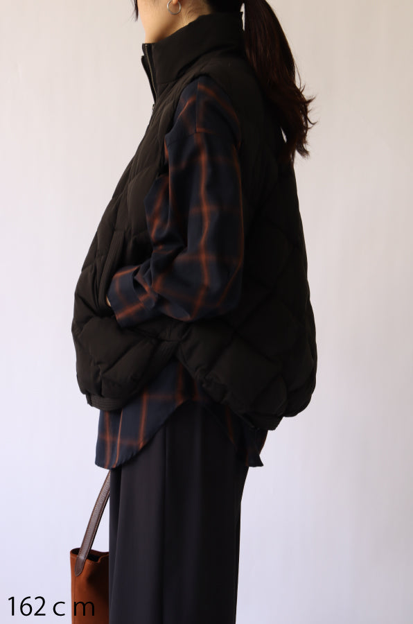 【ACUTA】【PRE ORDER】ダイヤステッチダウンベスト
