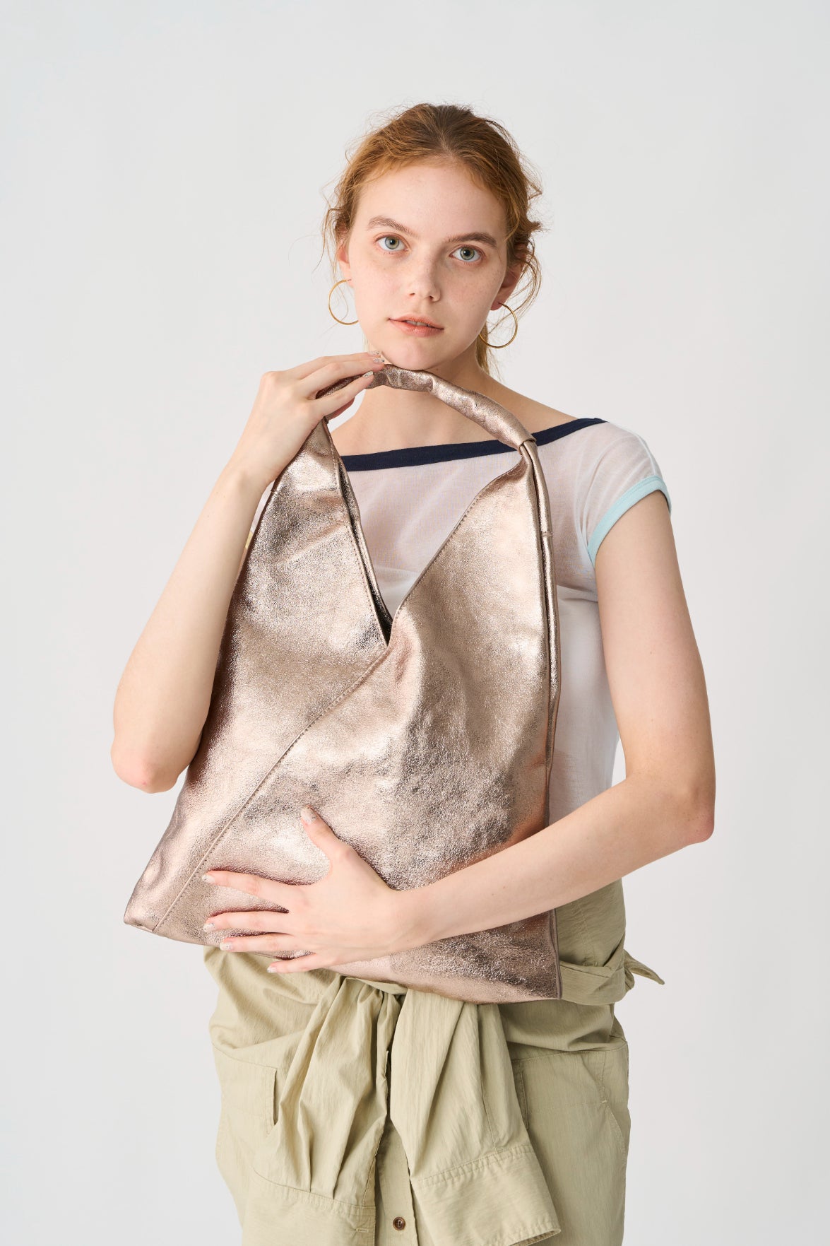 【MILLELA  FIRENZE】【PREORDER】メタリックトライアングルミディバッグ