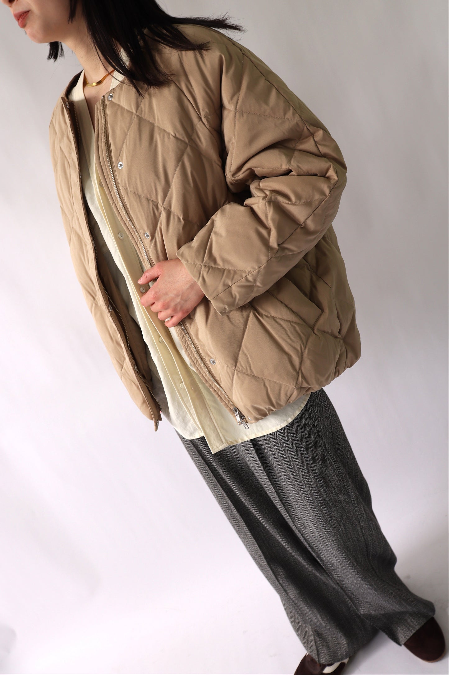 【ACUTA】ストレッチタフタバナナスリーブダウン