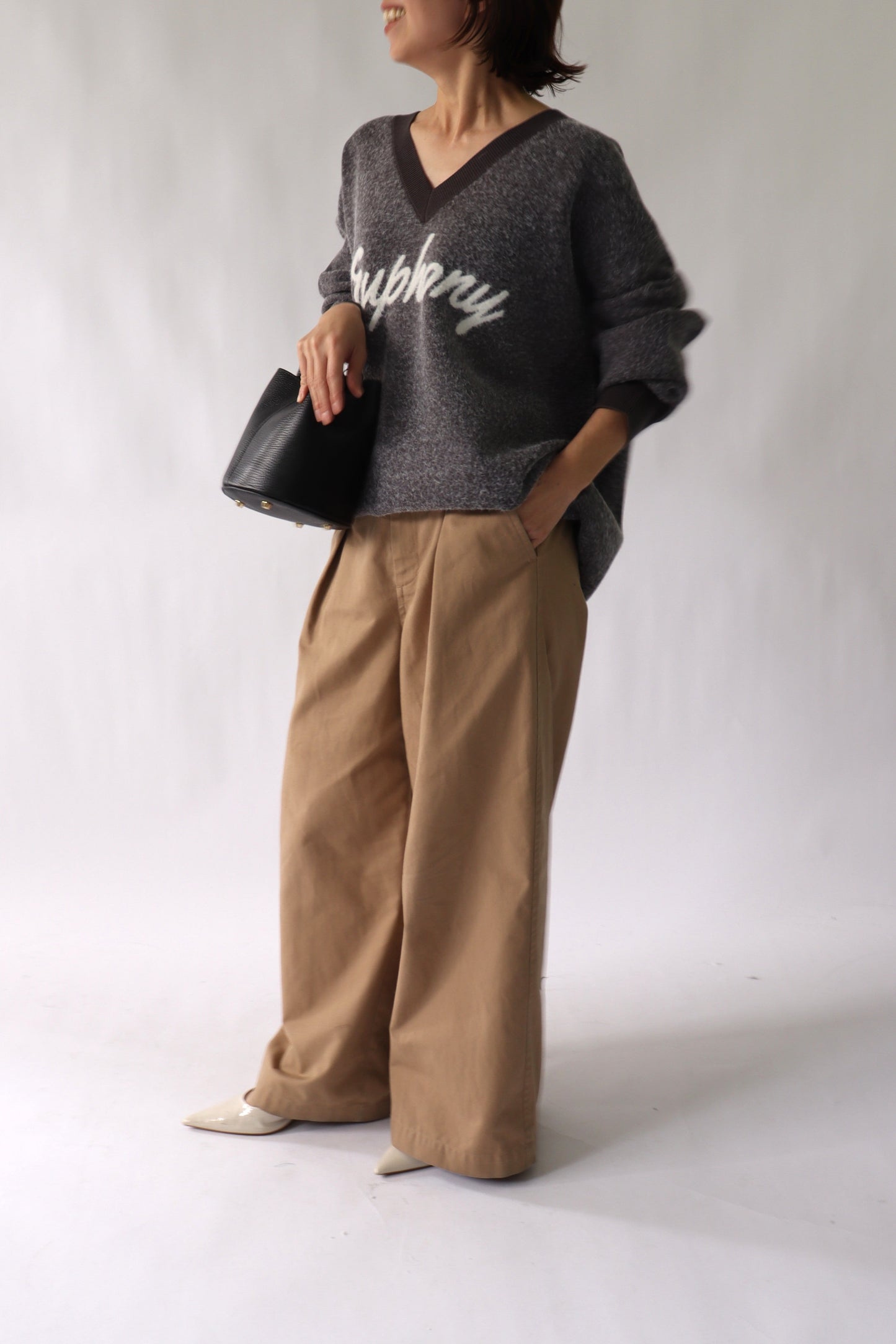 【ACUTA】シャギーロゴニット