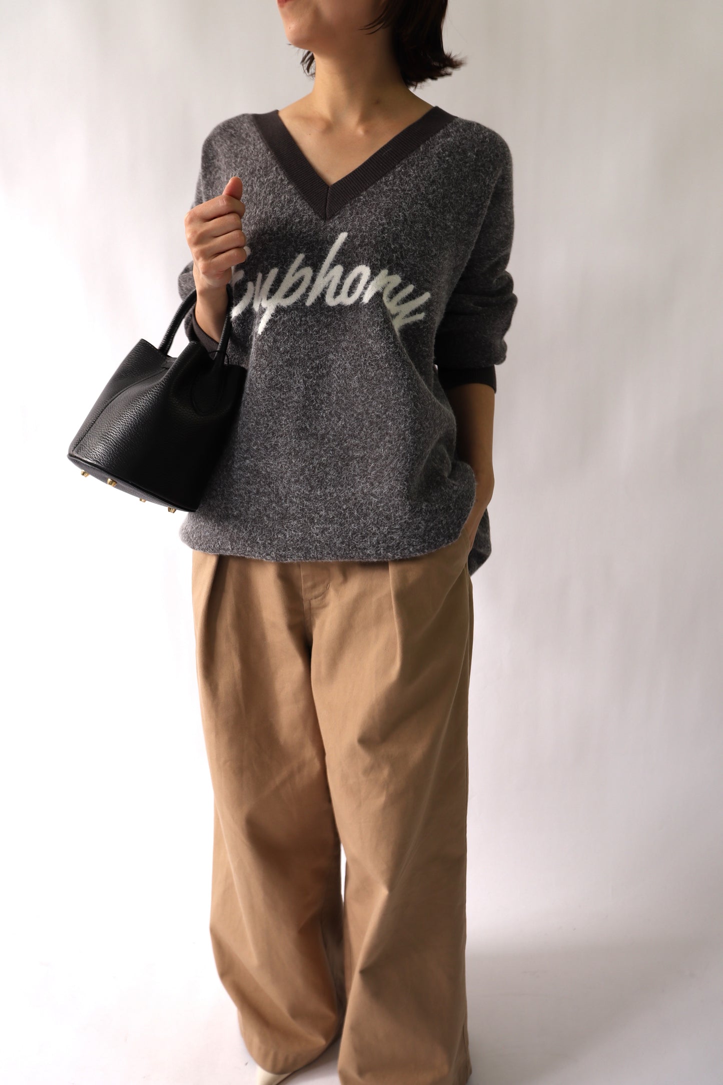 【ACUTA】シャギーロゴニット