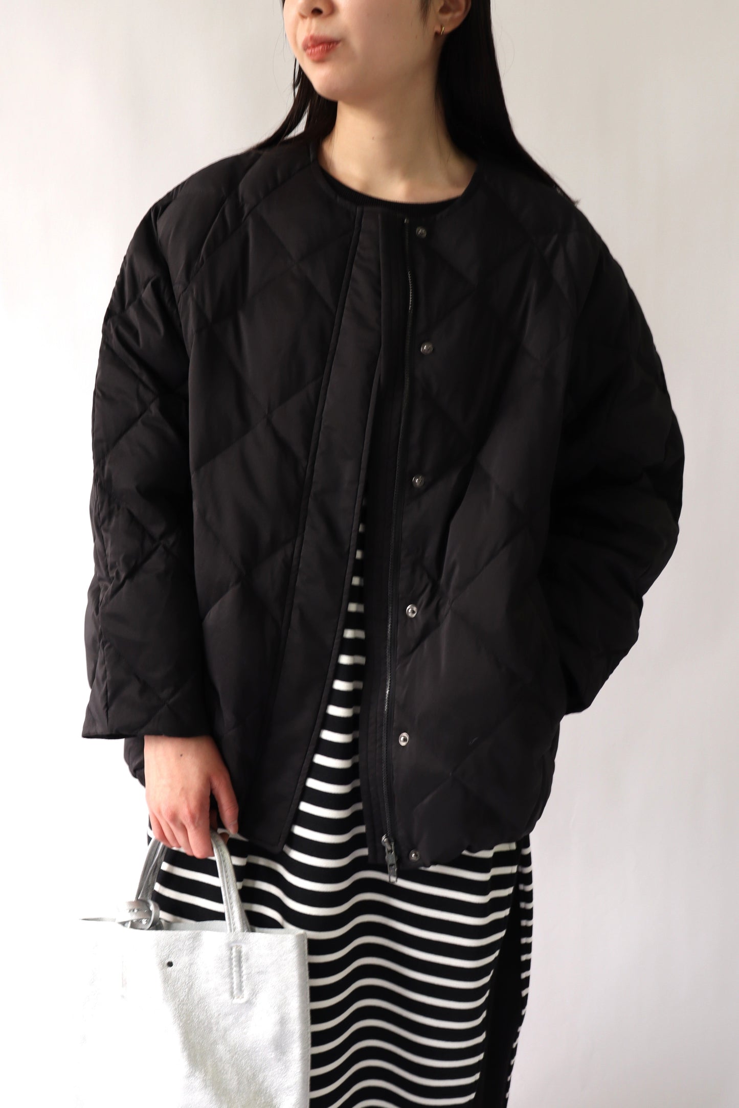 【ACUTA】ストレッチタフタバナナスリーブダウン