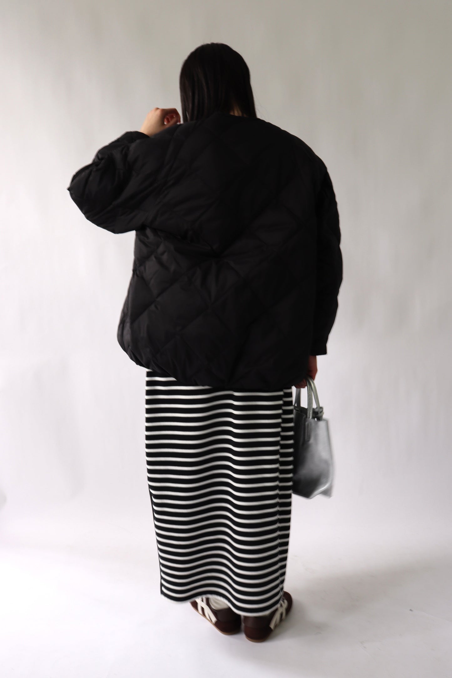 【ACUTA】ストレッチタフタバナナスリーブダウン