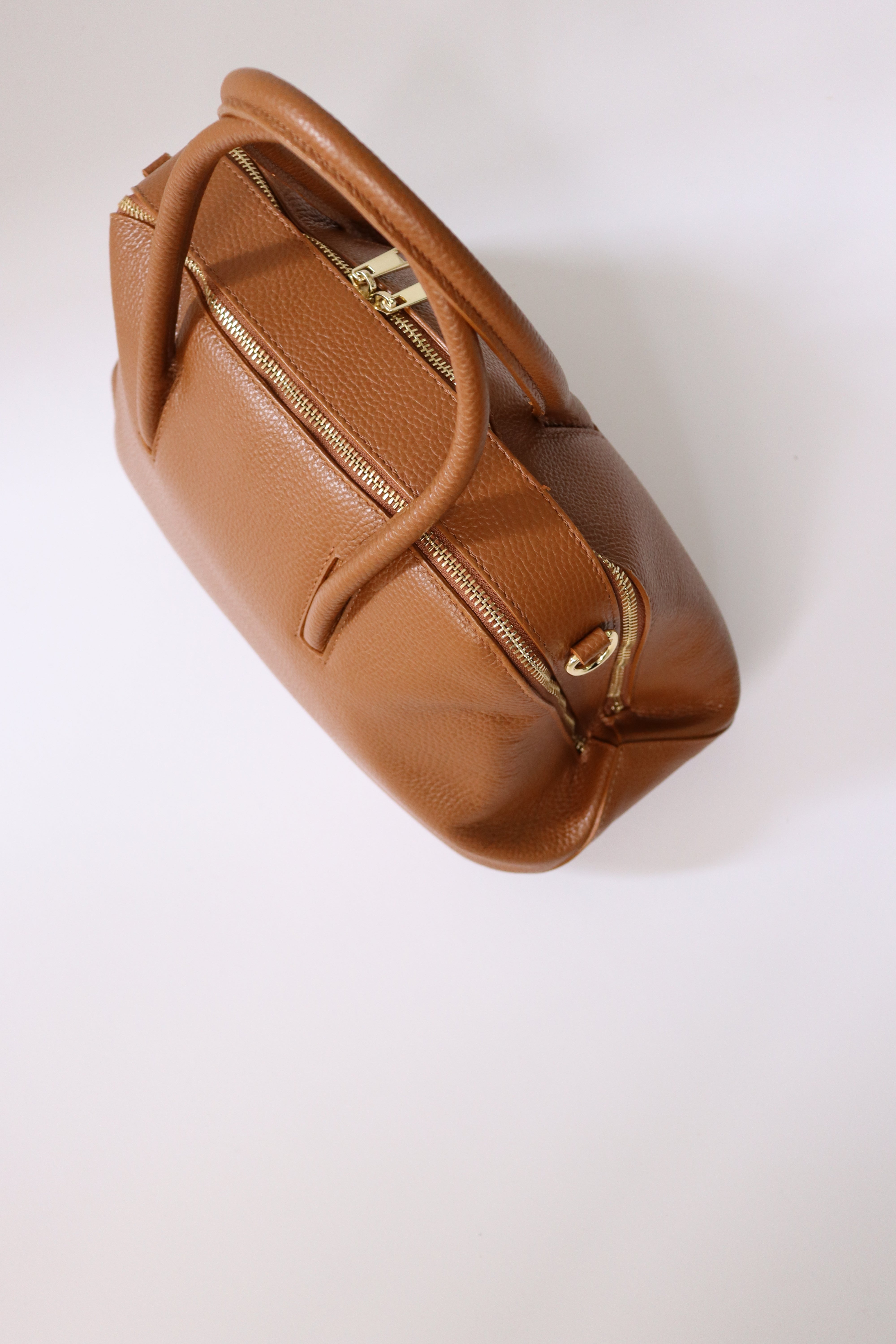 IMPORT】レザーバッグ バッグ ブランド 20代 30代 40代 50代 お手頃