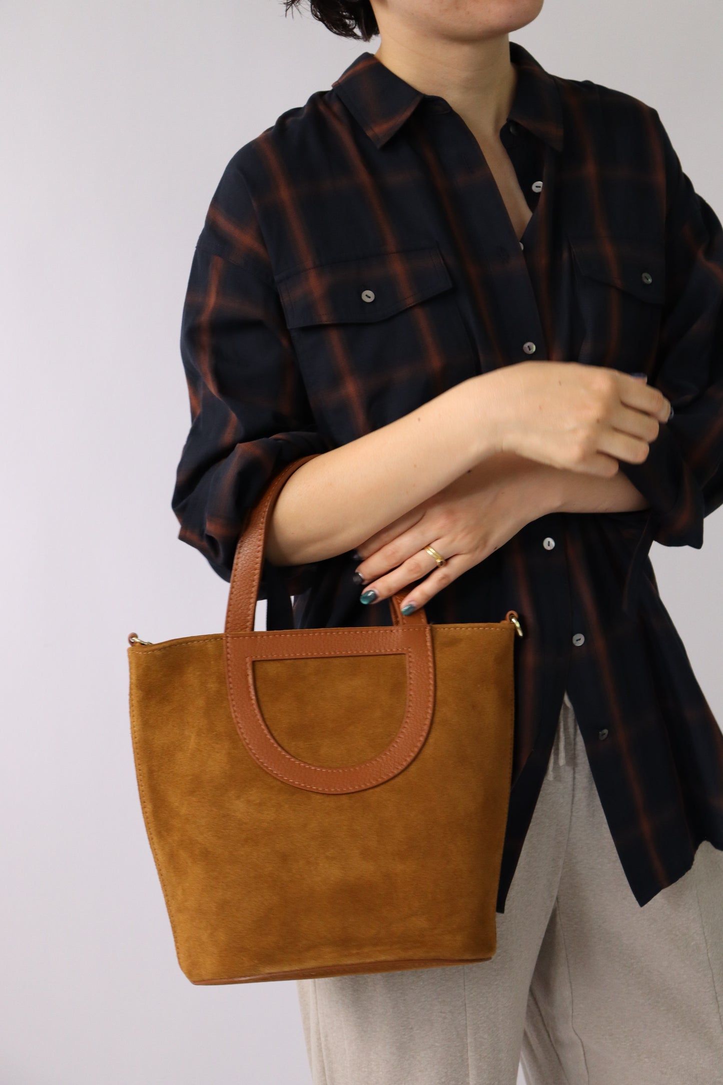 【MILLELA  FIRENZE】スエードバケツバッグ