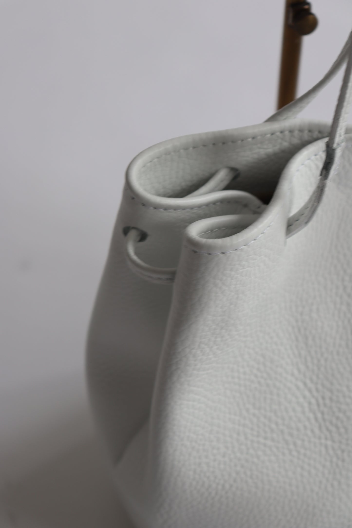 【MILLELA  FIRENZE】 巾着レザーバッグ
