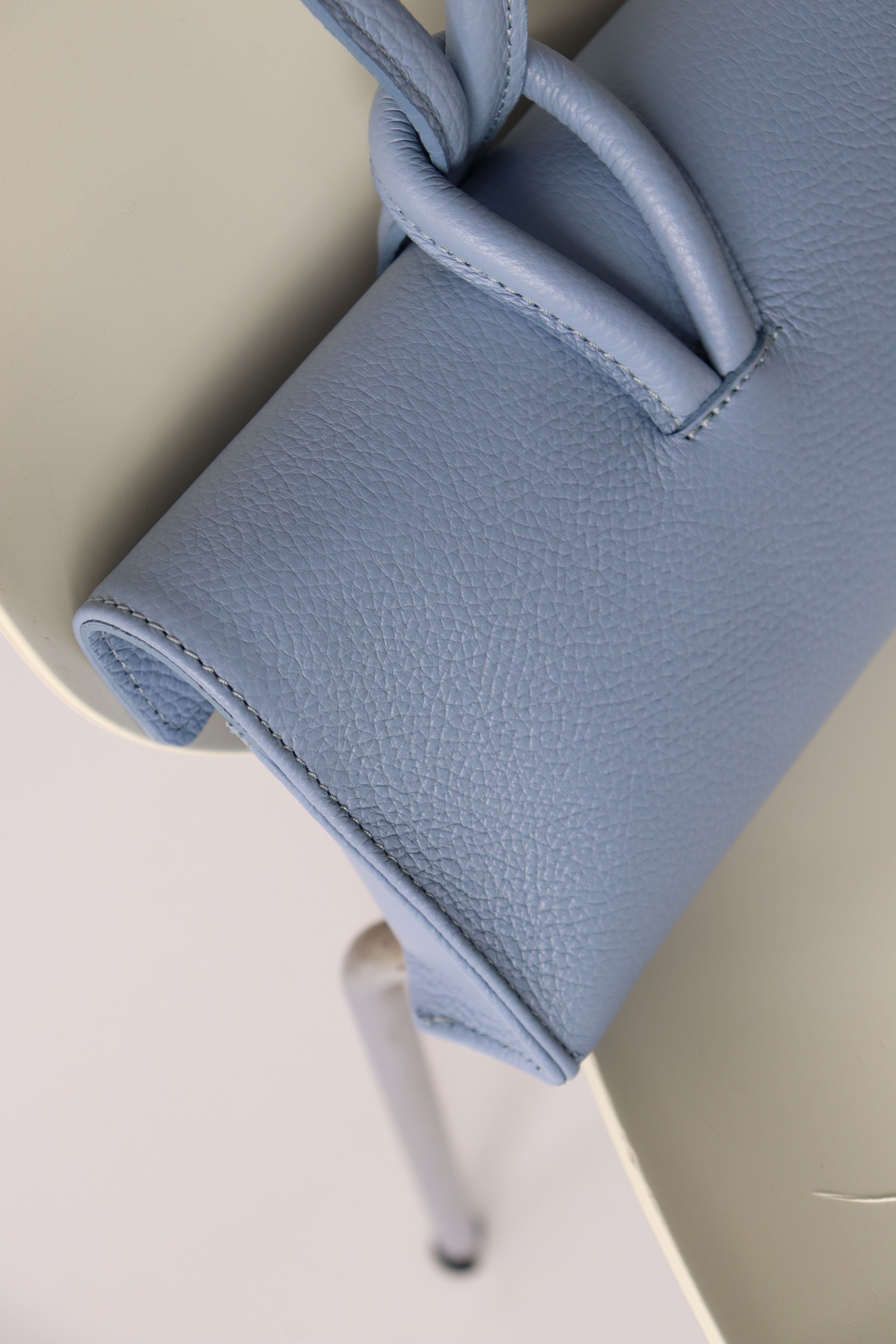 MILLELA FOREMZE　ループハンドルバッグ MILLELA FIRENZE】メタリックループハンドバッグ ミレッラ