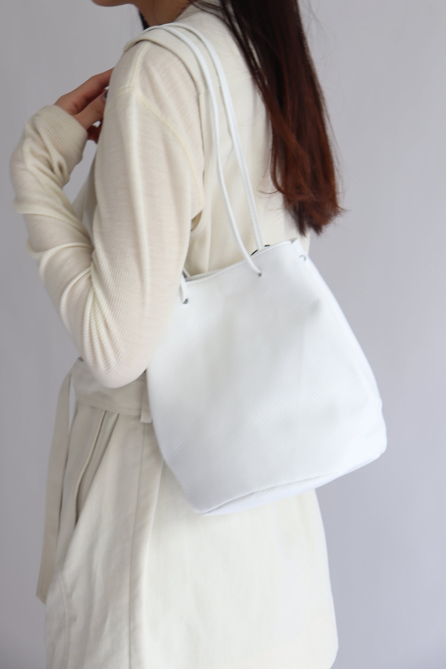 【MILLELA  FIRENZE】 巾着レザーバッグ