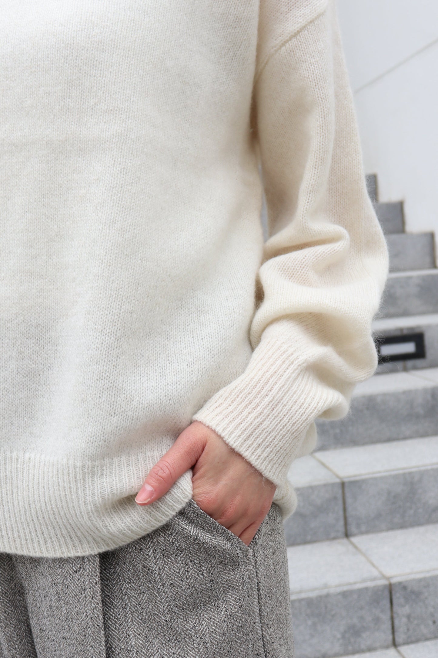 【ACUTA】 ヤク混クルーネックニット