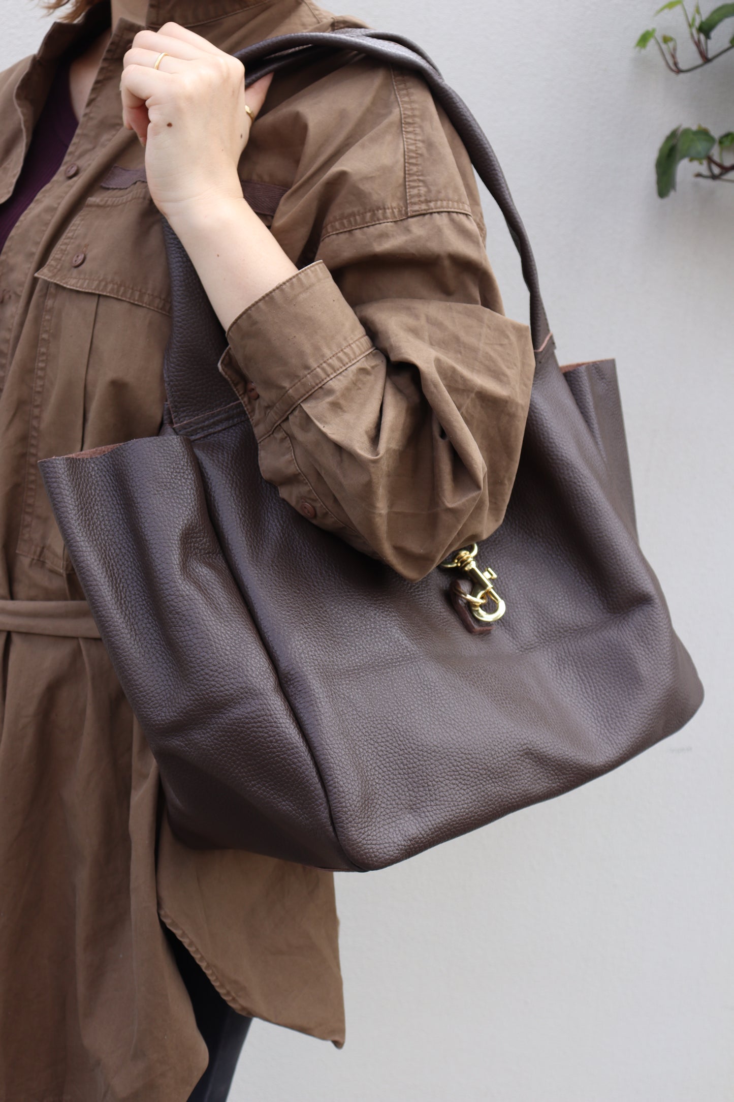 【MILLELA  FIRENZE】 ビット金具付きトートバッグ