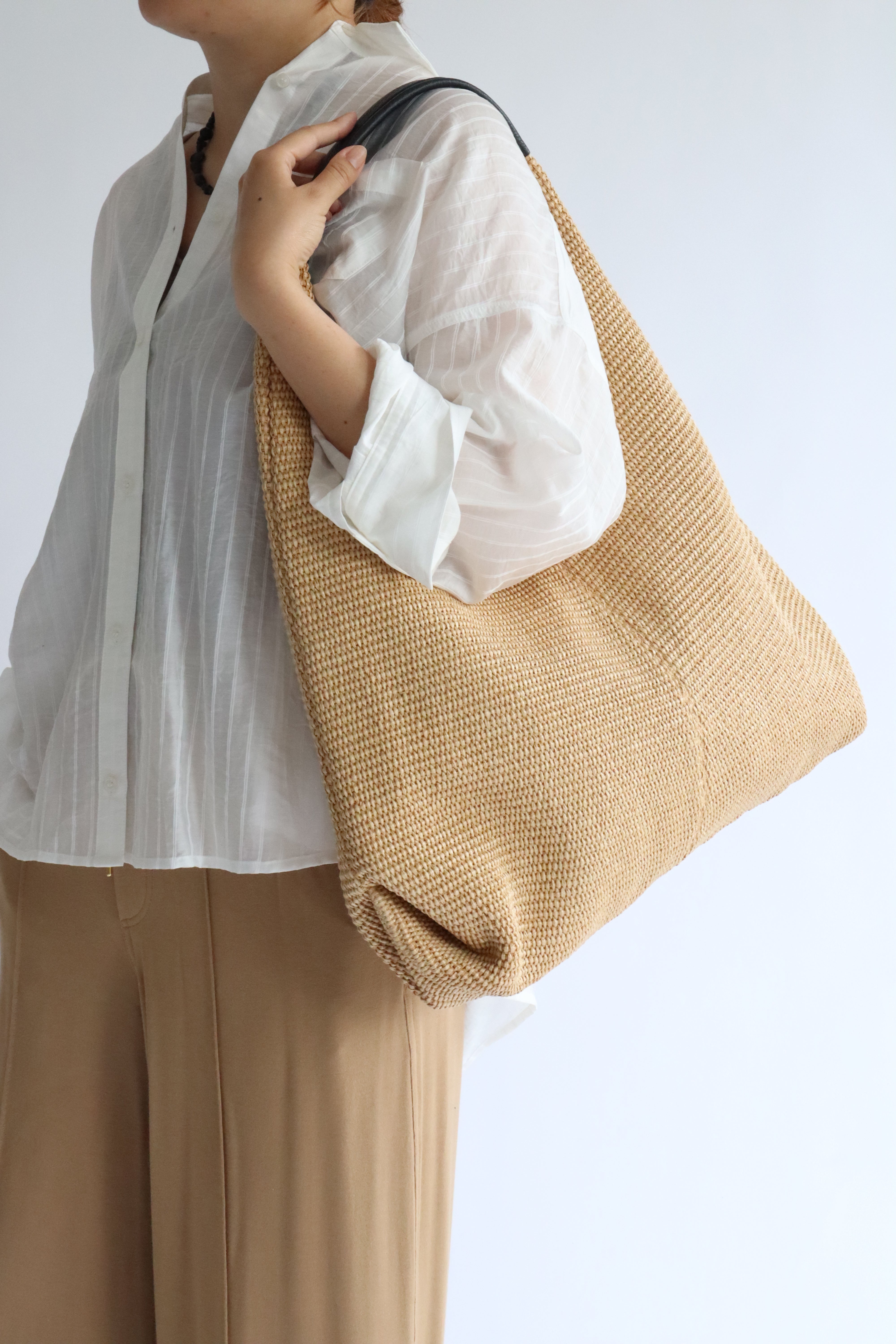 MILLELA FIRENZE ラフィア素材 バッグ　美品 MILLELA FIRENZE ミレッラフィレンツェ ラフィア×レザートートバッグ