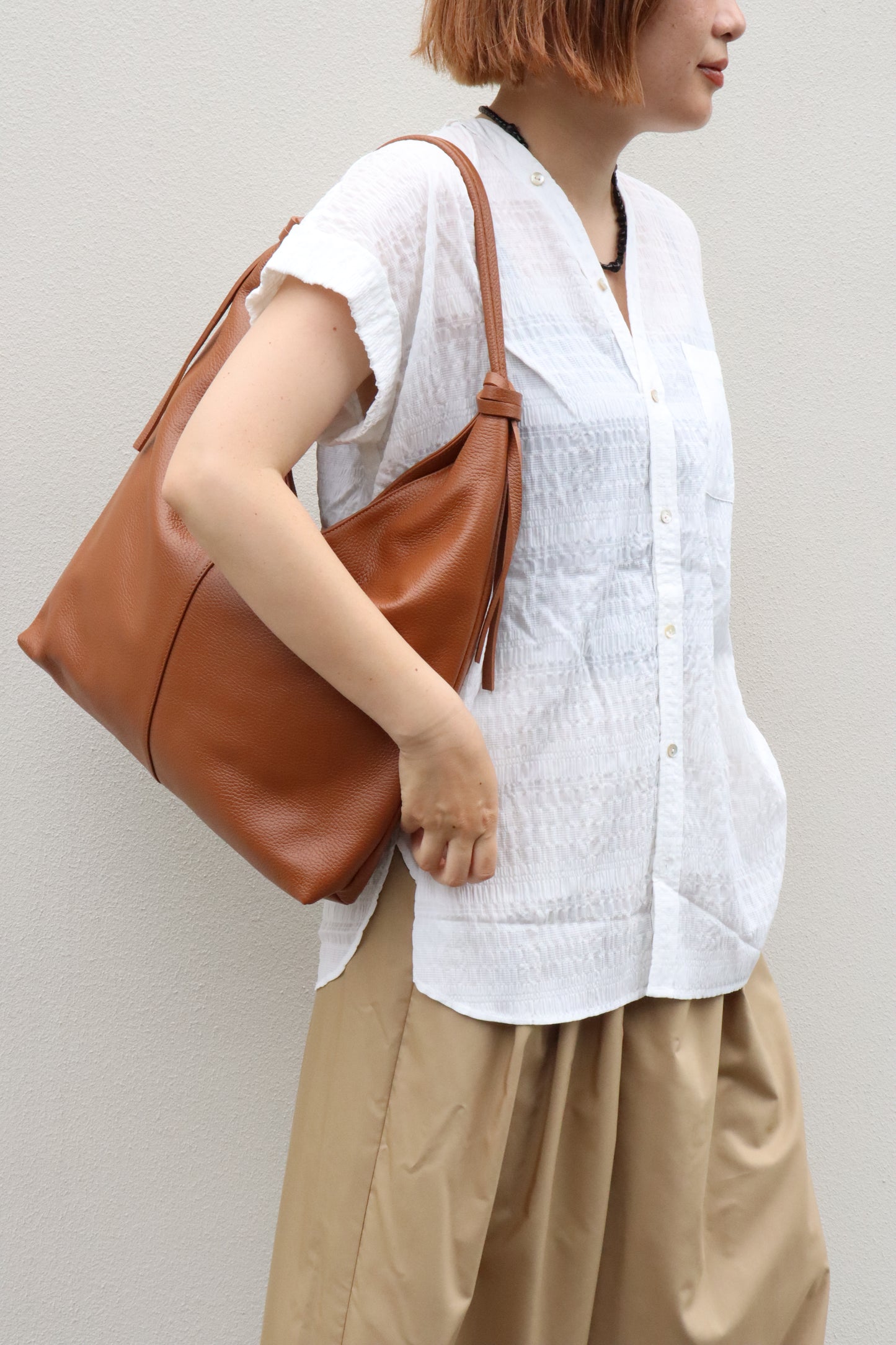 【MILLELA  FIRENZE】 レザーホーボーバッグ