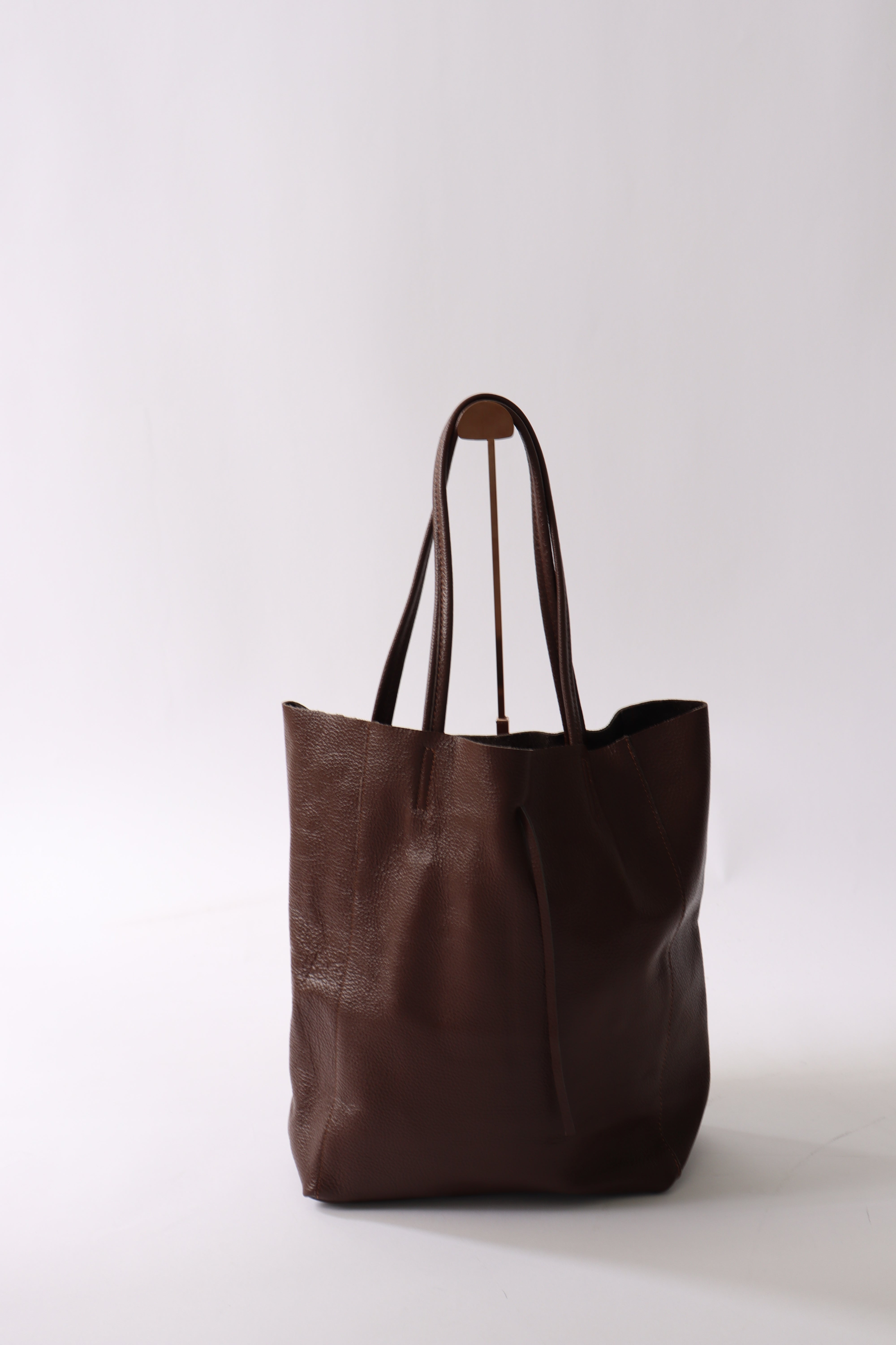 IMPORT】レザーバッグ バッグ ブランド 20代 30代 40代 50代 お手頃