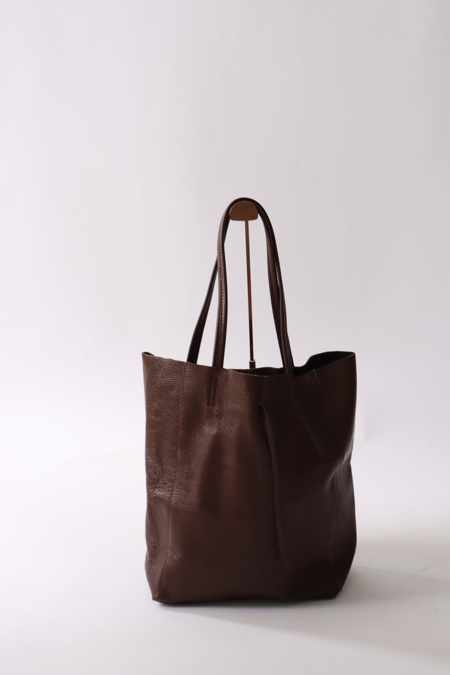 【MILLELA  FIRENZE】【再入荷】レザートートバッグ