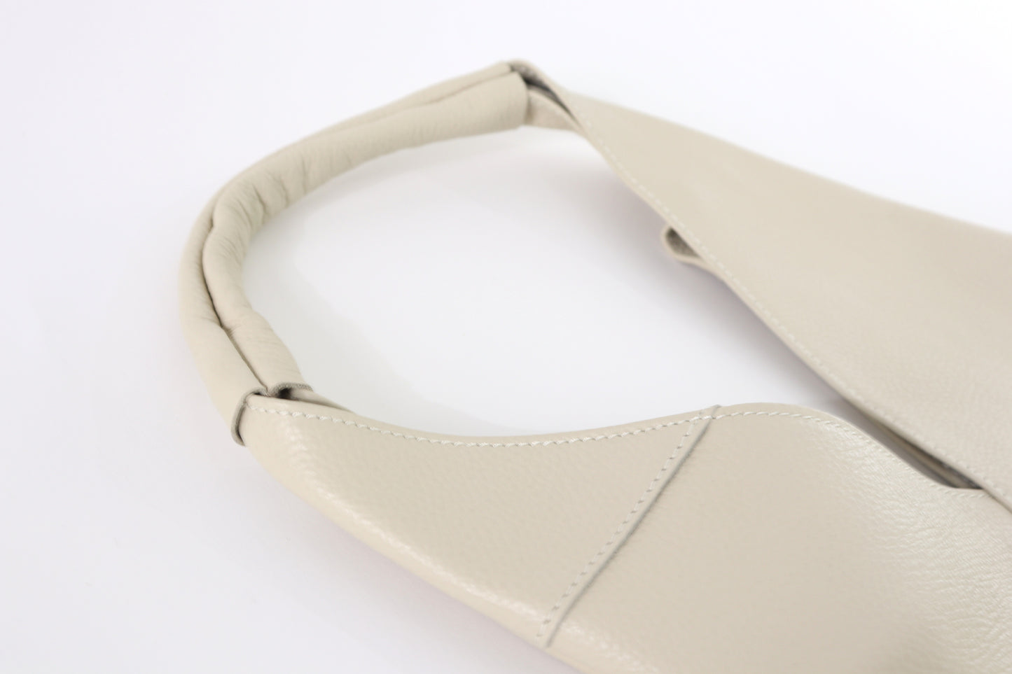 【MILLELA  FIRENZE】【PREORDER】トライアングルミディバッグ