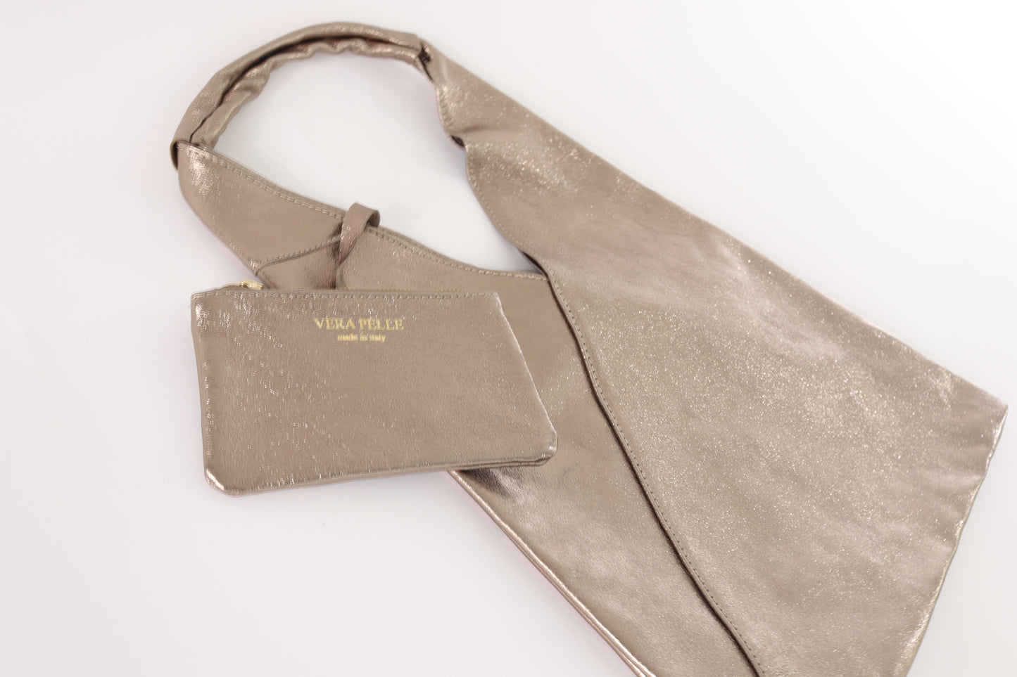 【MILLELA  FIRENZE】【PREORDER】メタリックトライアングルミディバッグ