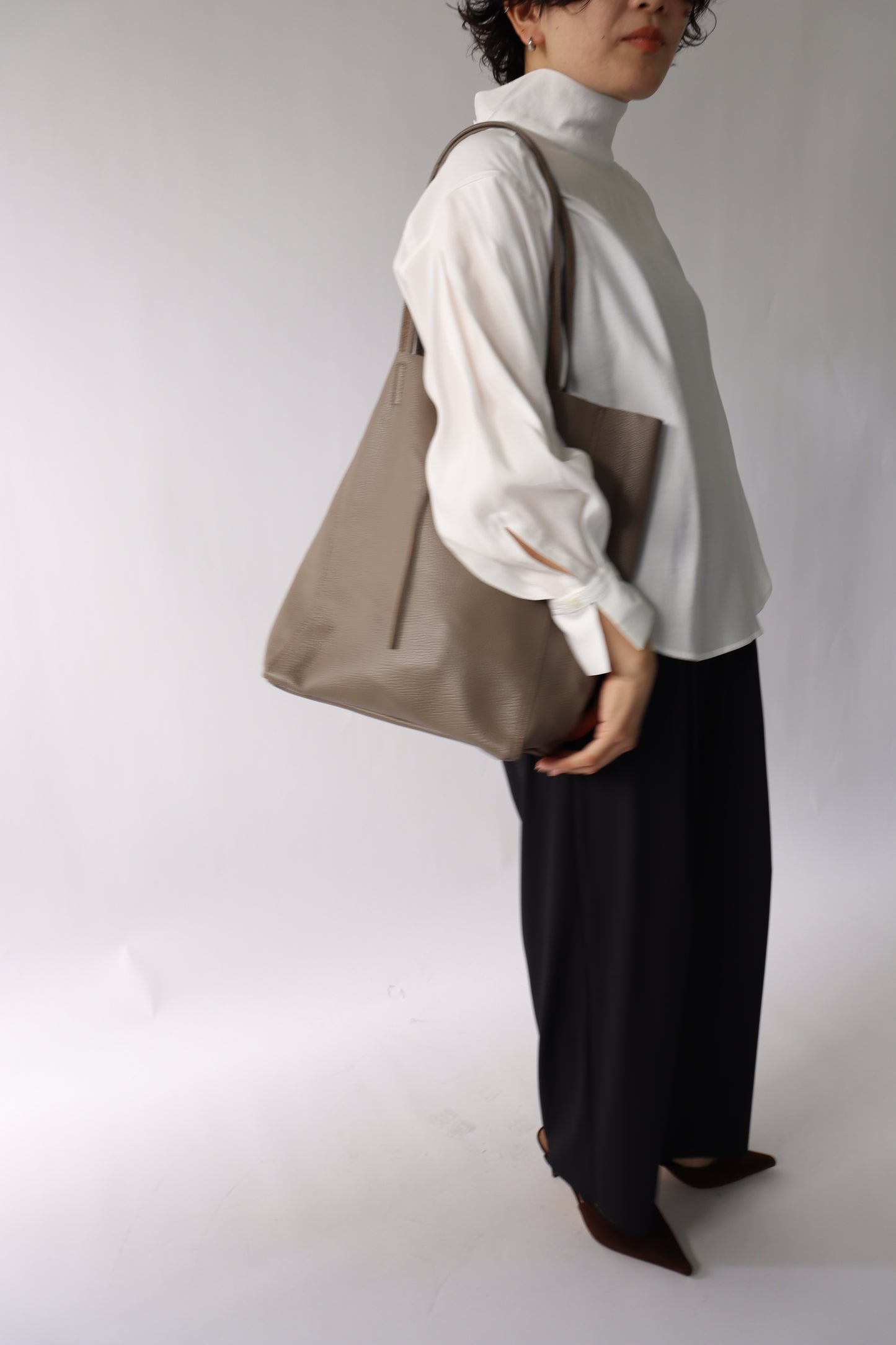 【MILLELA  FIRENZE】【再入荷】レザートートバッグ